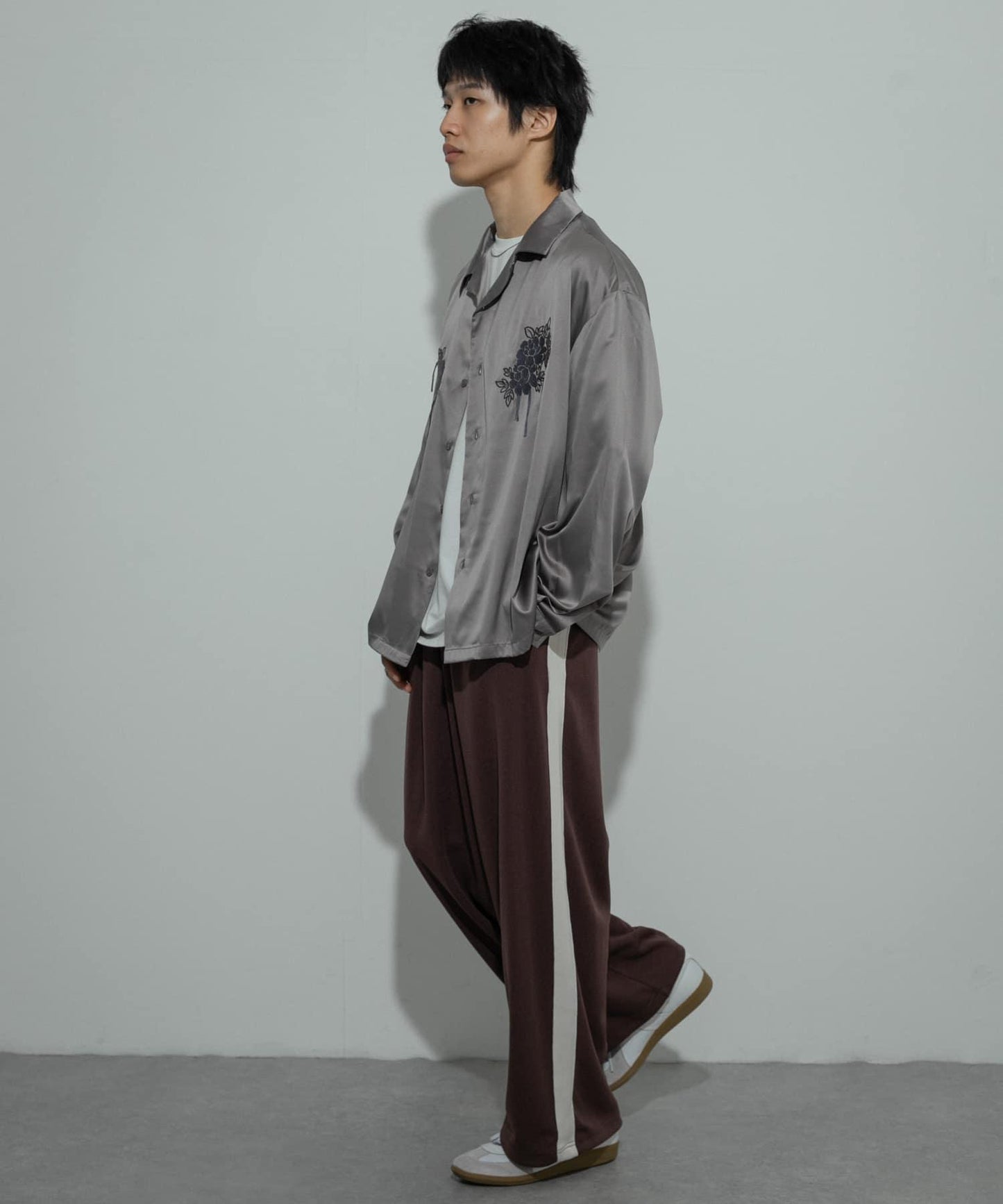 植物刺繡長袖襯衫