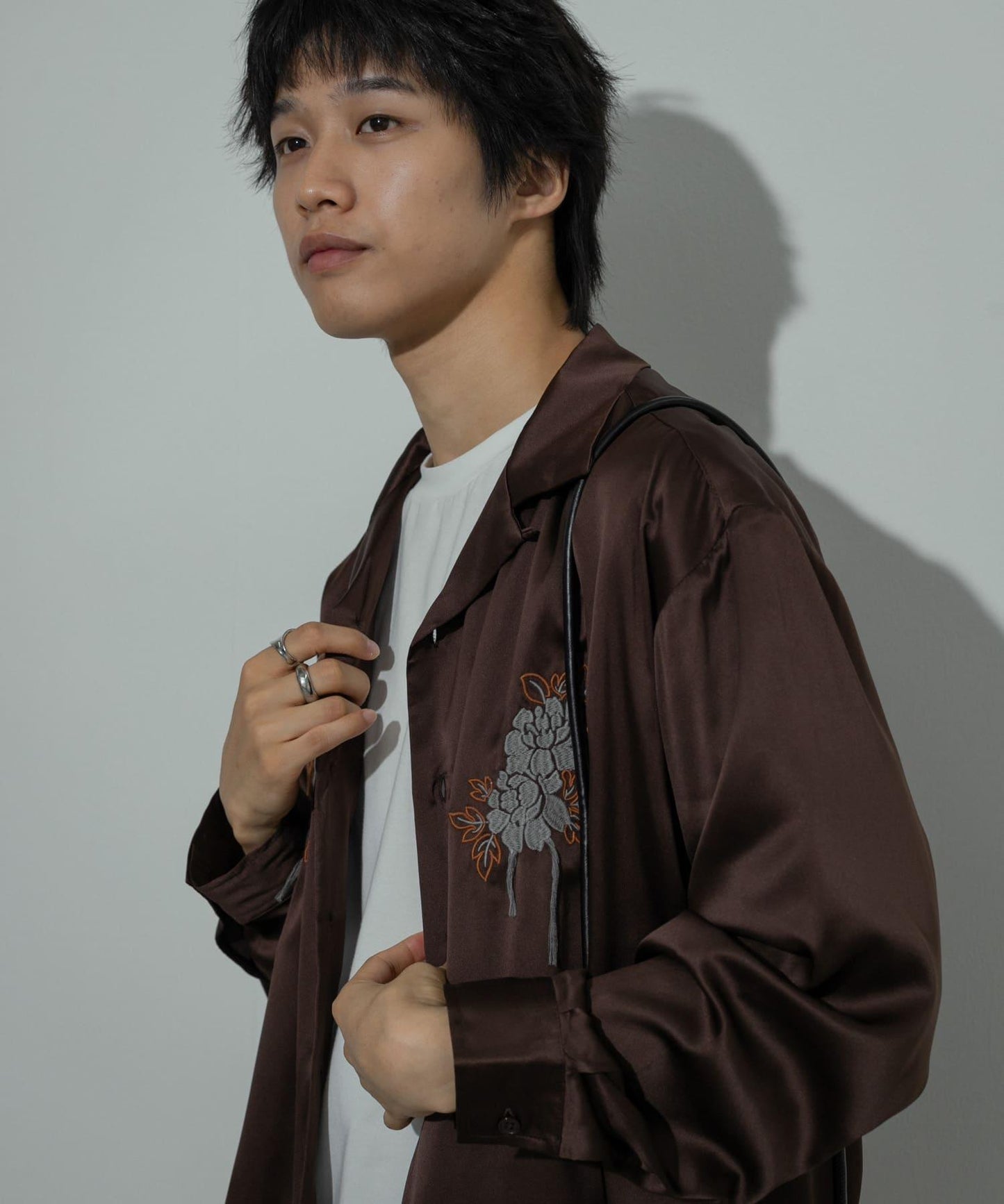 植物刺繡長袖襯衫