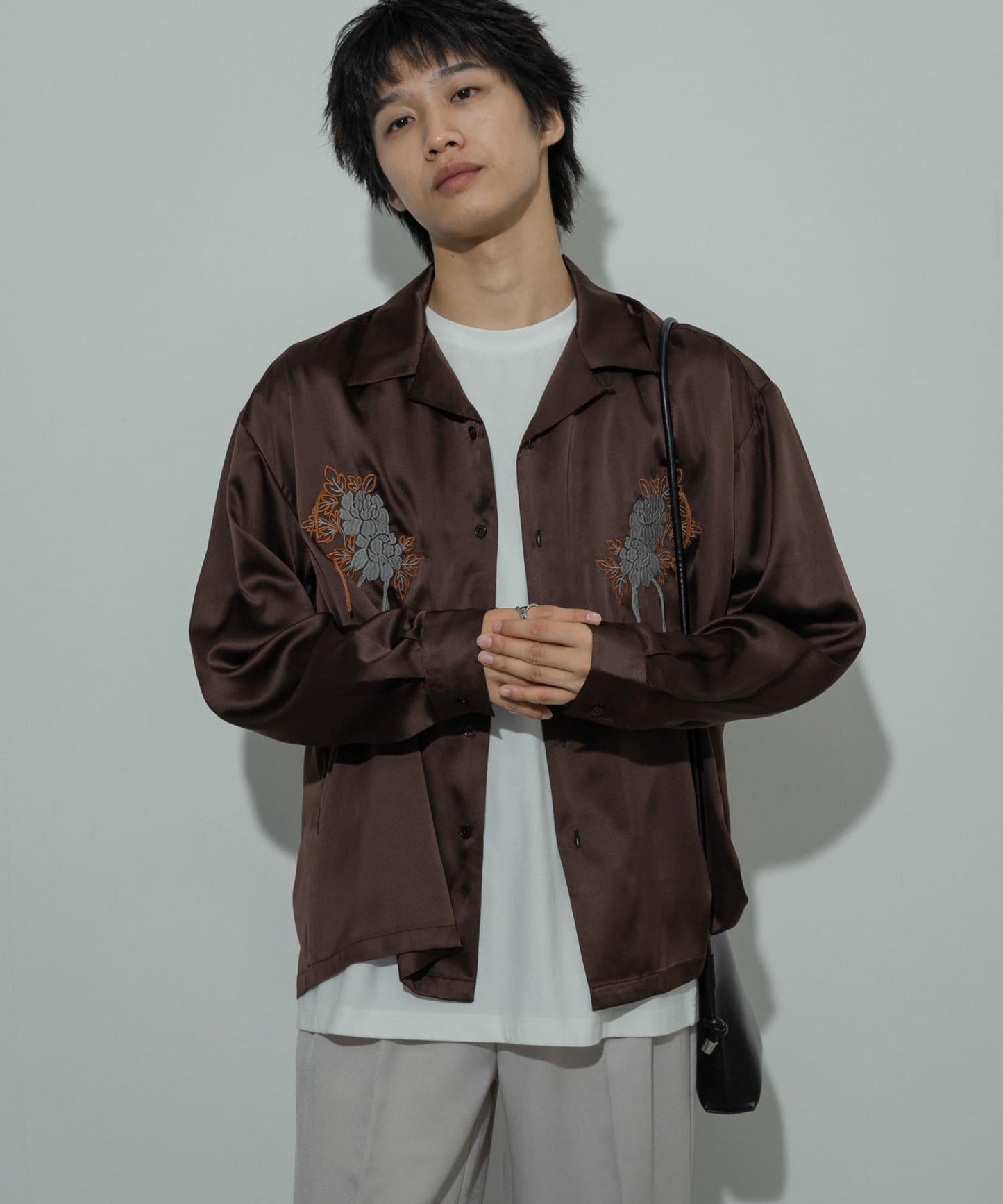 植物刺繡長袖襯衫