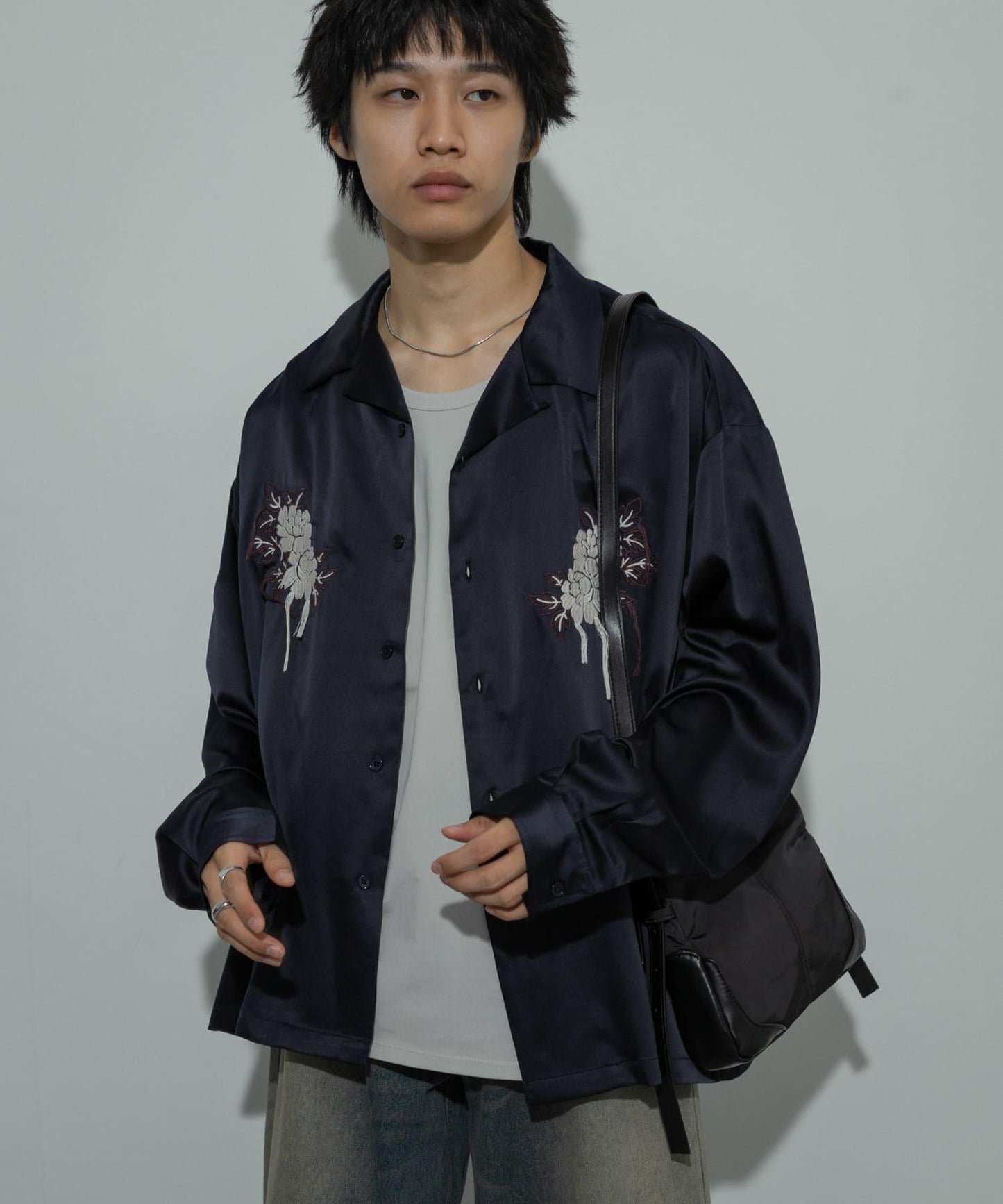 植物刺繡長袖襯衫