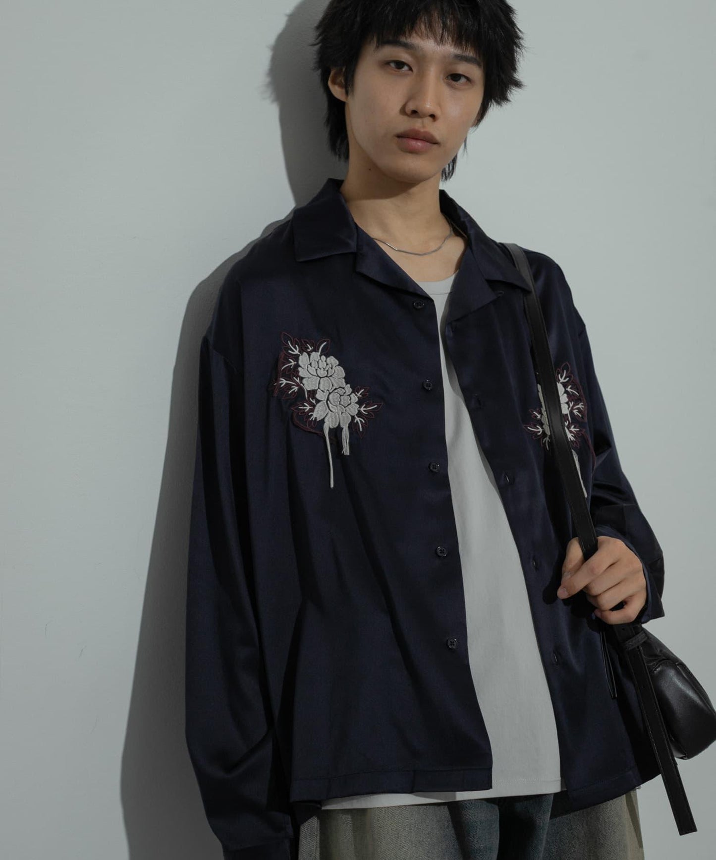 植物刺繡長袖襯衫