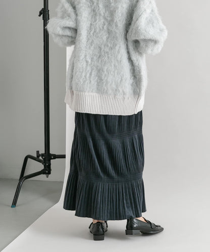 百褶吊帶連衣裙