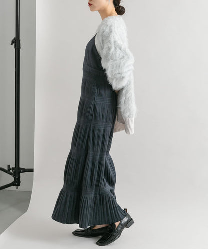 百褶吊帶連衣裙