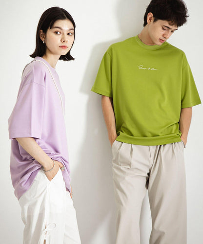 刺繡打孔短袖T恤