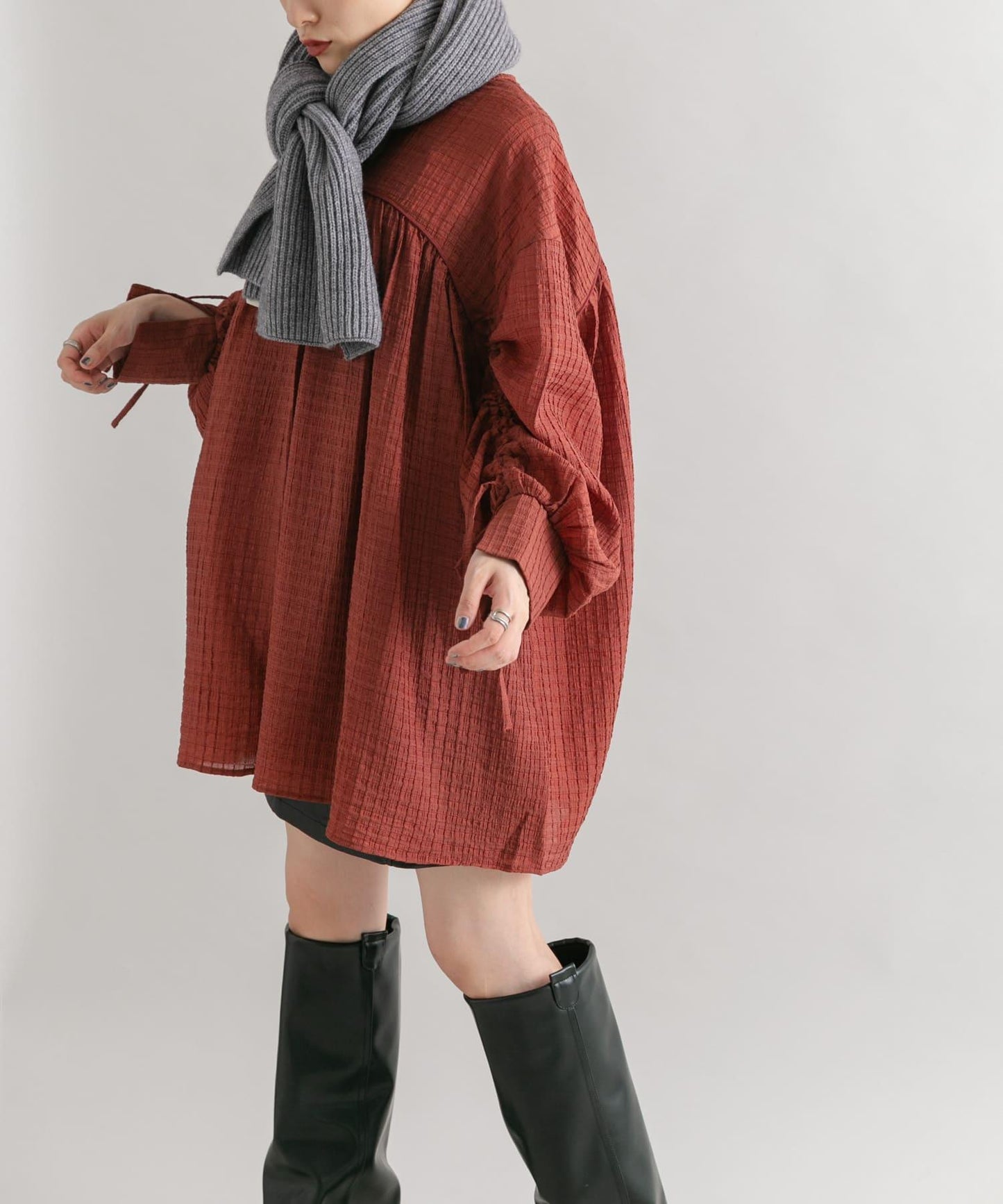 抽繩袖迷你連衣裙