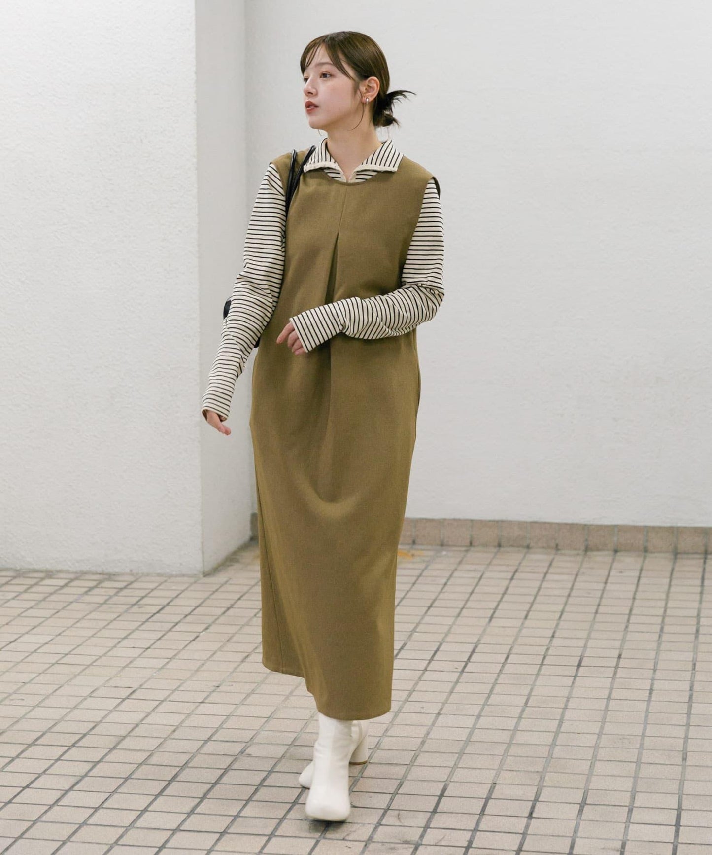 「2尺碼可選」後背交叉連衣裙