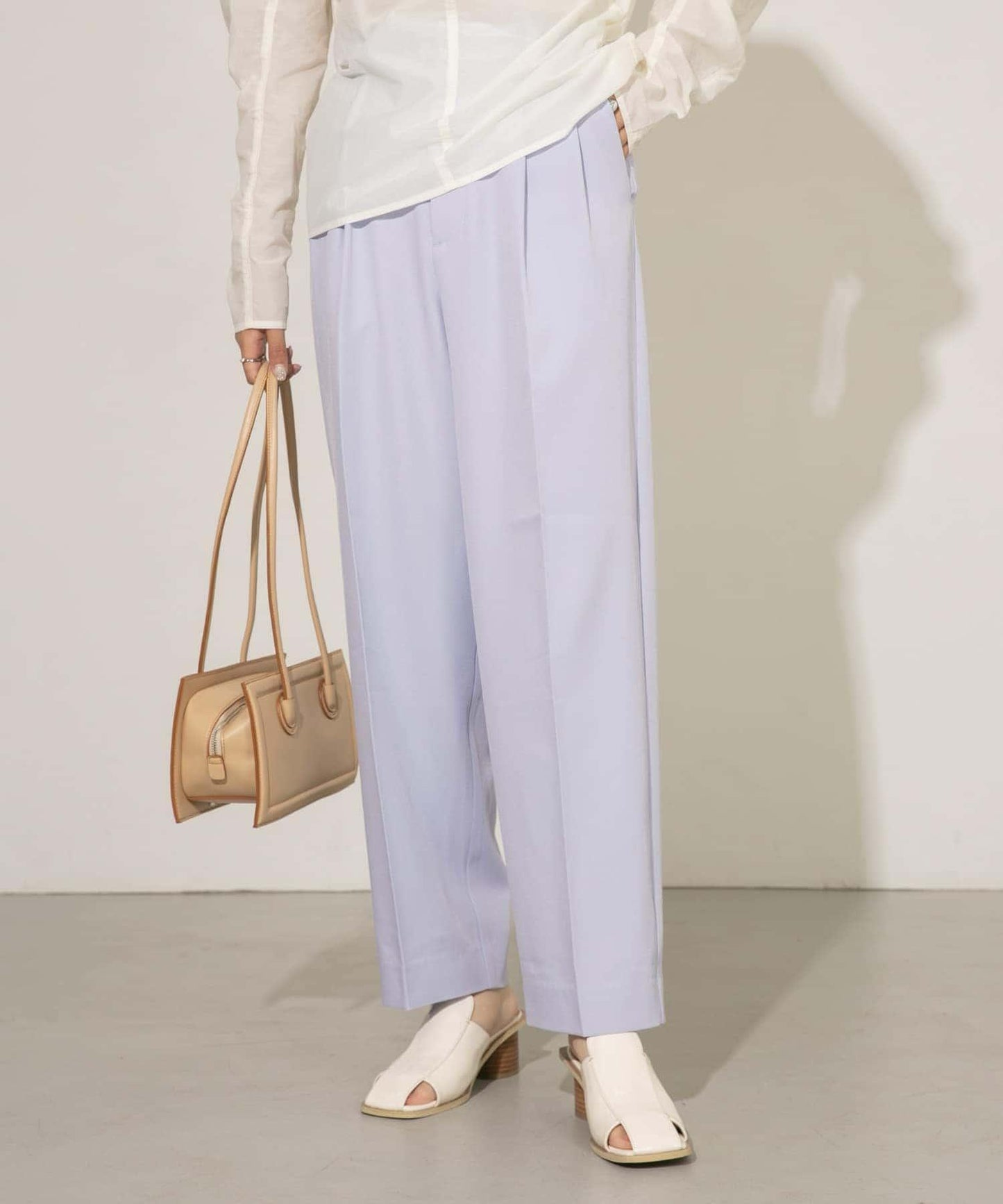 中線寬鬆西裝褲