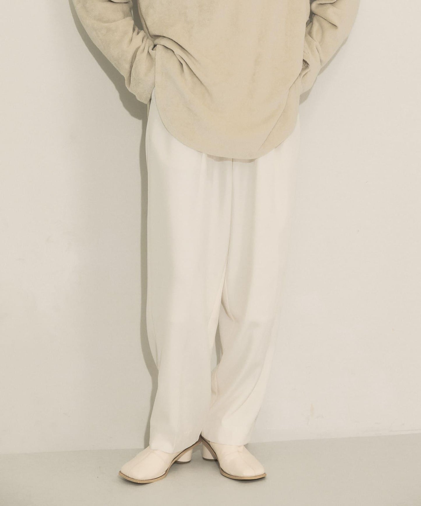 中線寬鬆西裝褲