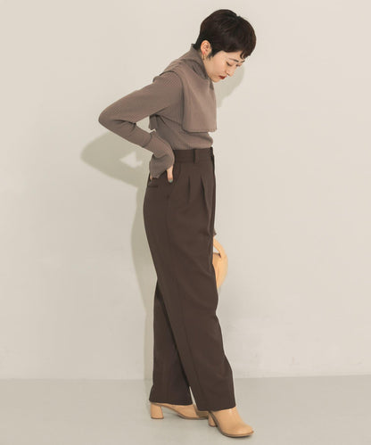 中線寬鬆西裝褲