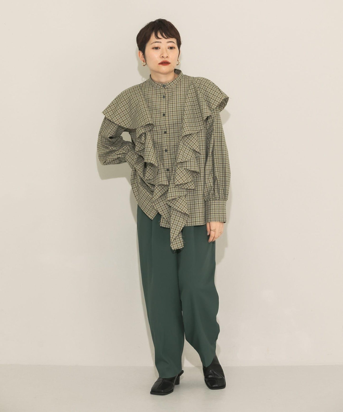 中線寬鬆西裝褲