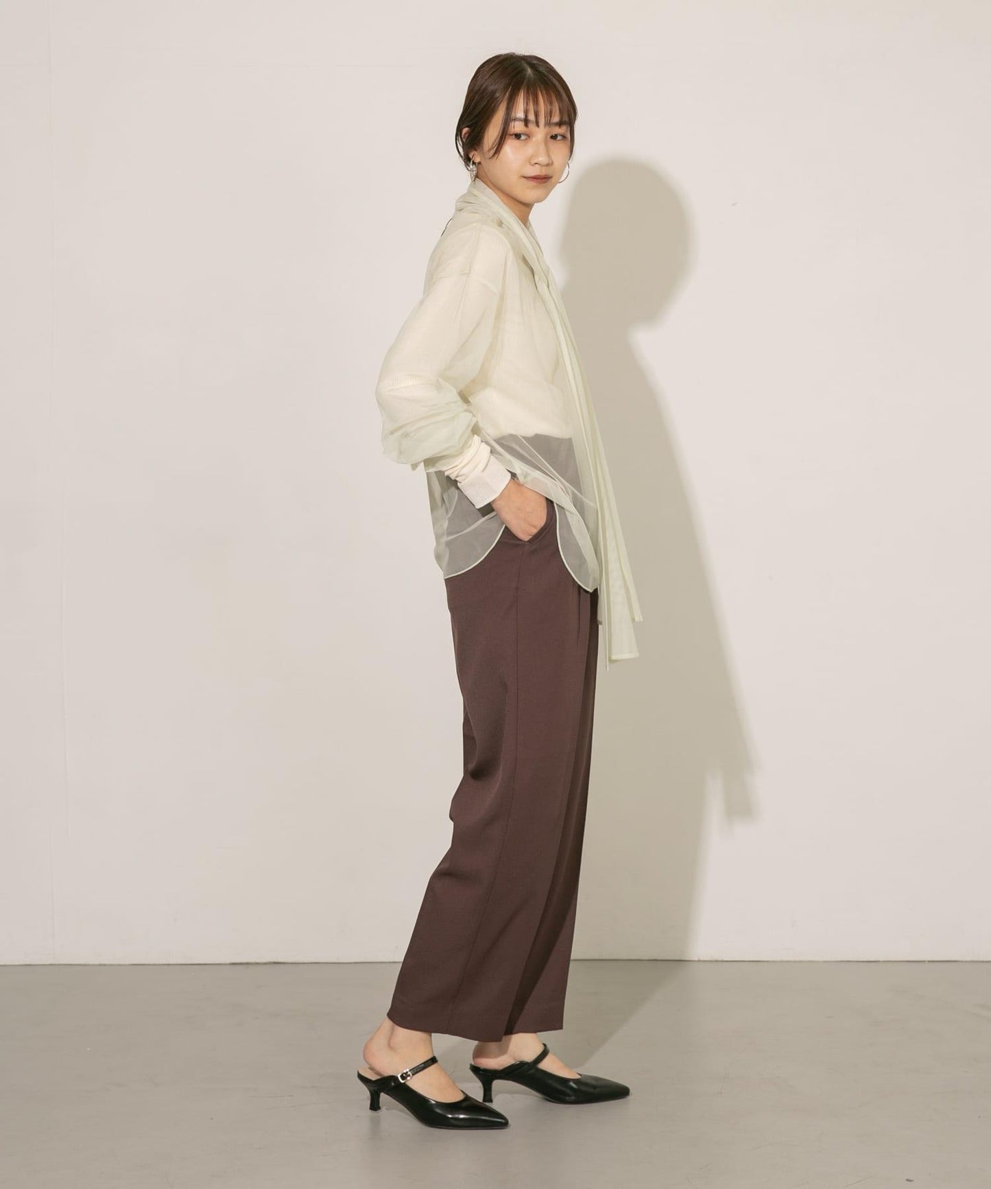 中線寬鬆西裝褲