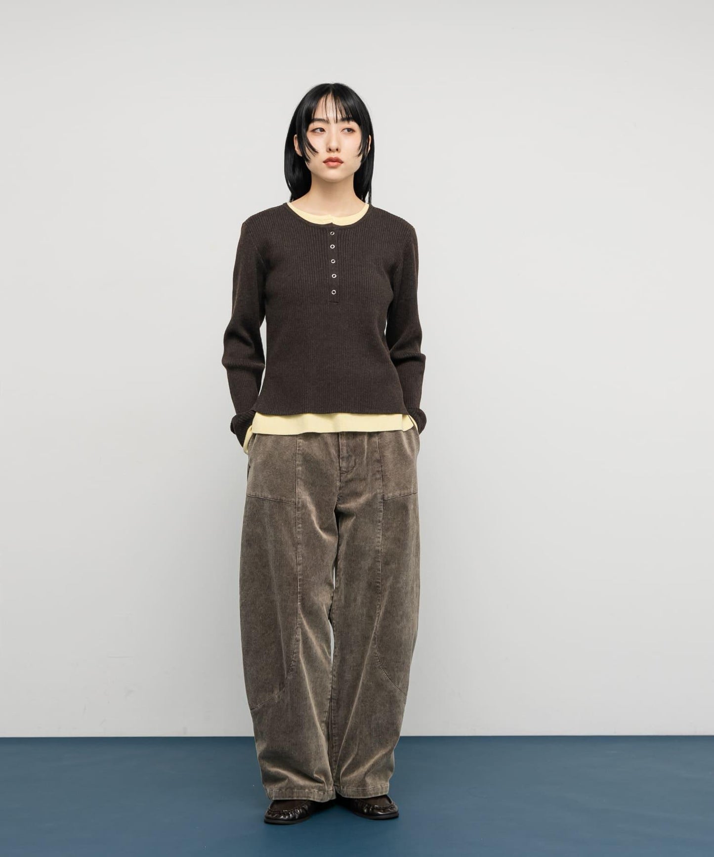 層疊風格亨利領針織衫