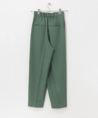 中線寬鬆西裝褲