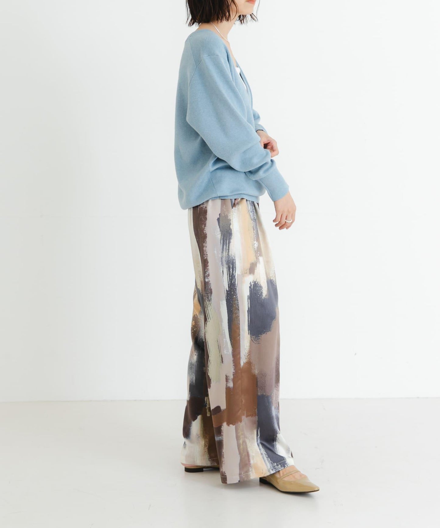 new basic 羊絨棉V領長款針織衫