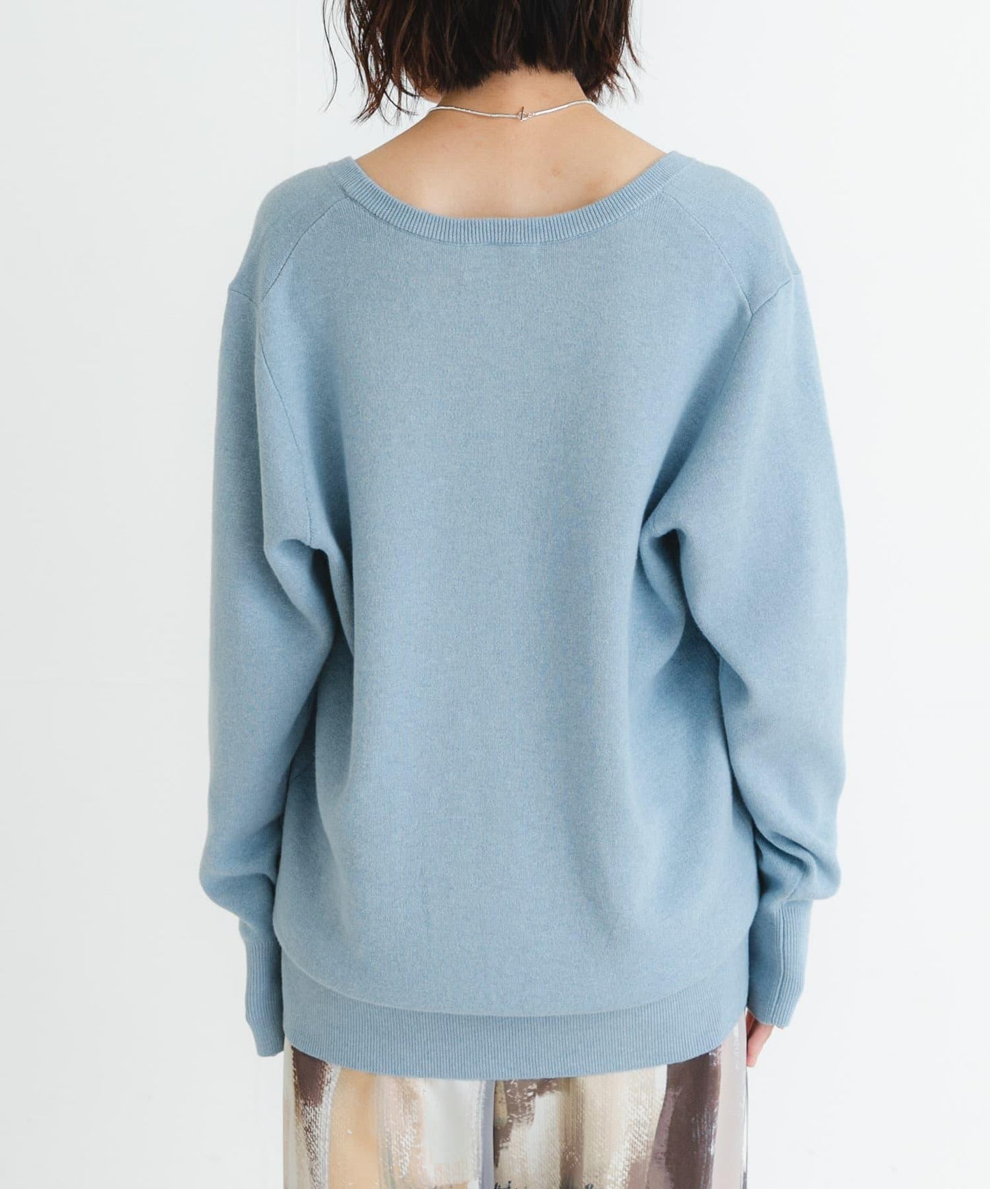 new basic 羊絨棉V領長款針織衫