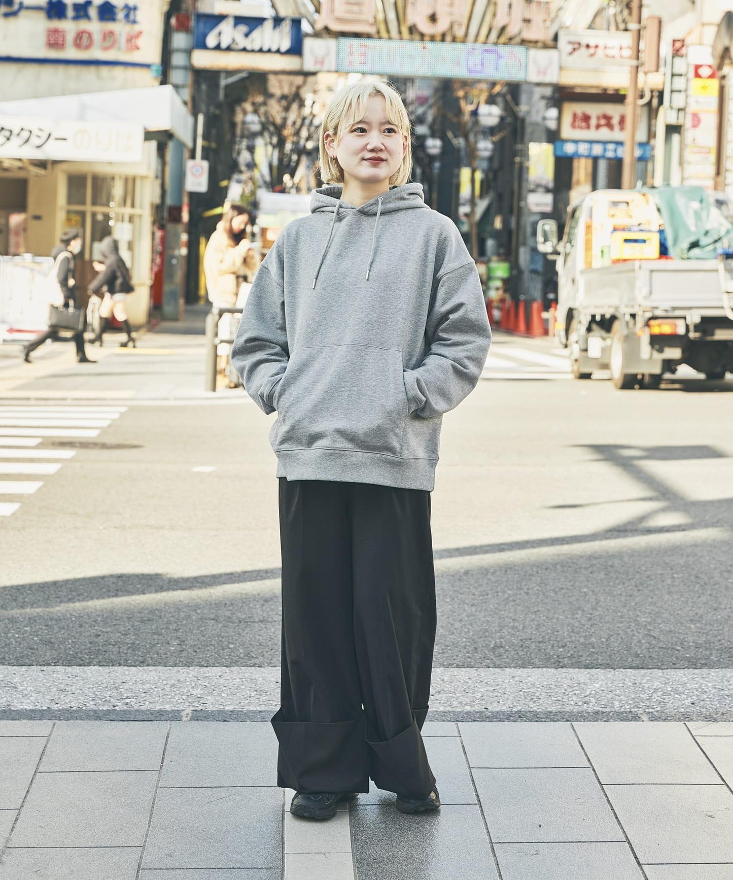 551蓬萊×UR 連帽衛衣