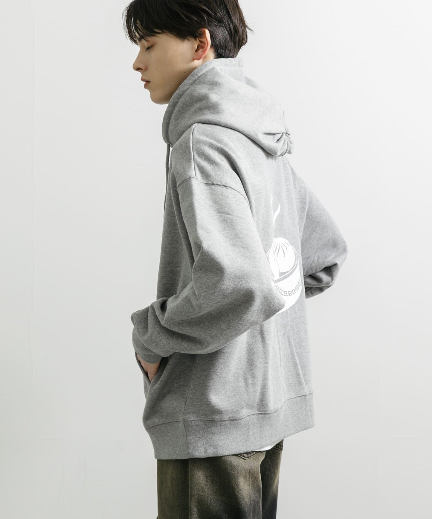 551蓬萊×UR 連帽衛衣