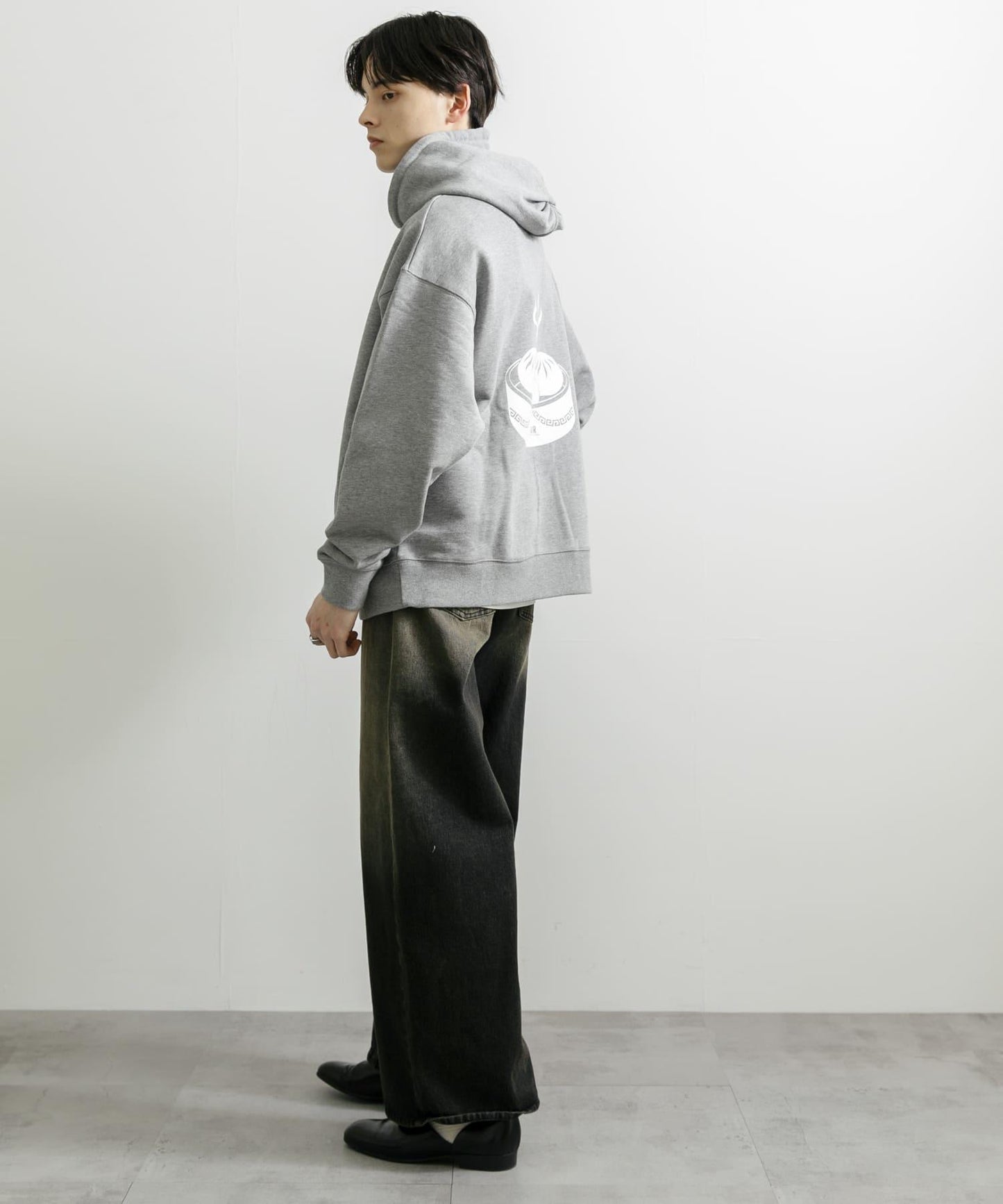 551蓬萊×UR 連帽衛衣