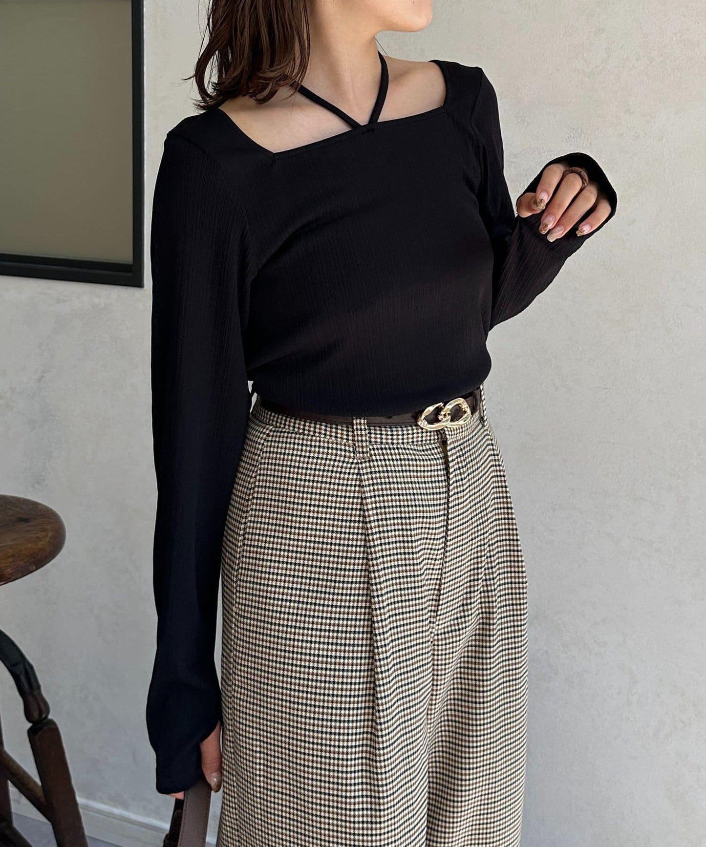 帶吊墜掛脖羅紋套頭衫