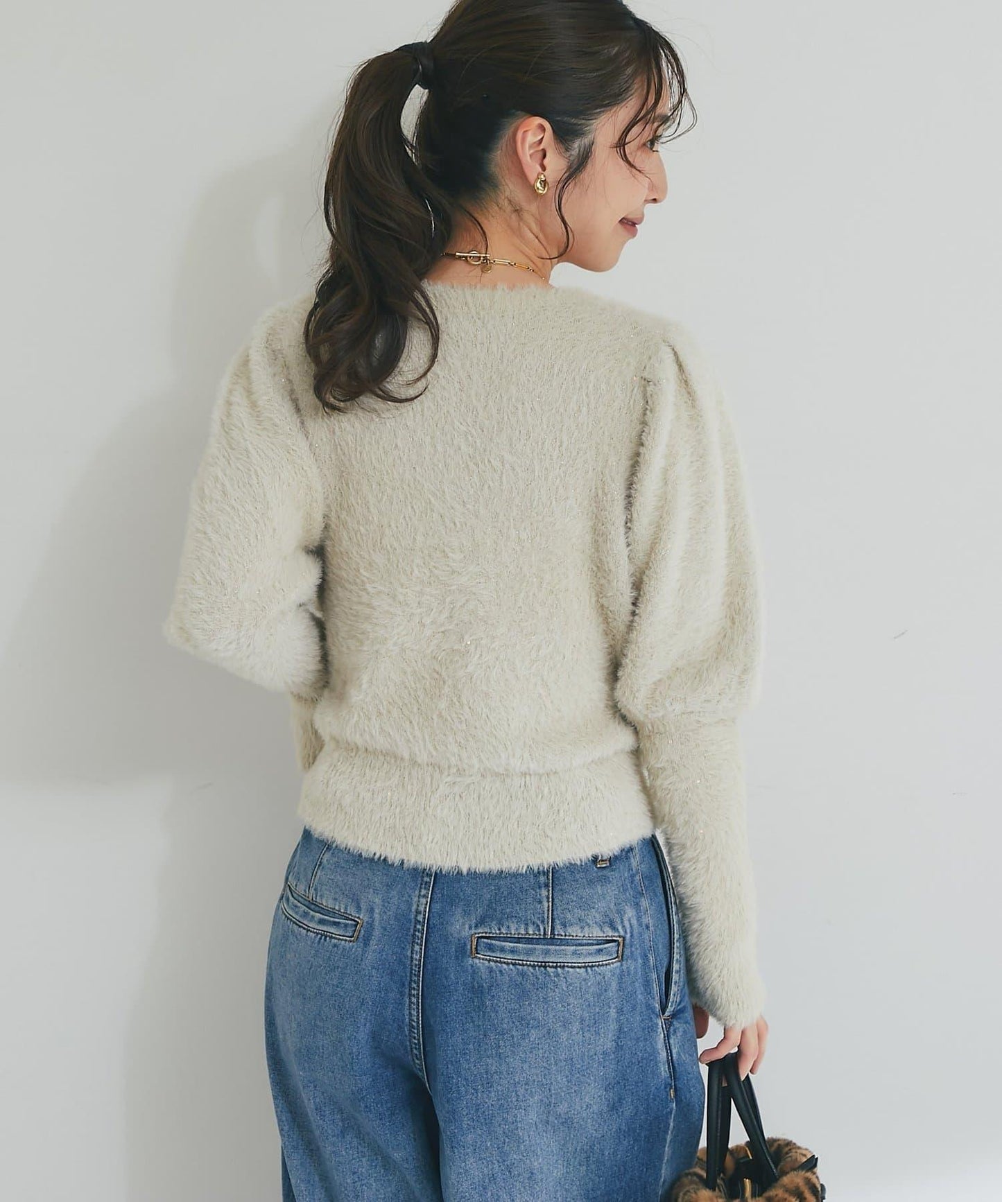 花朵亮片羽毛針織衫