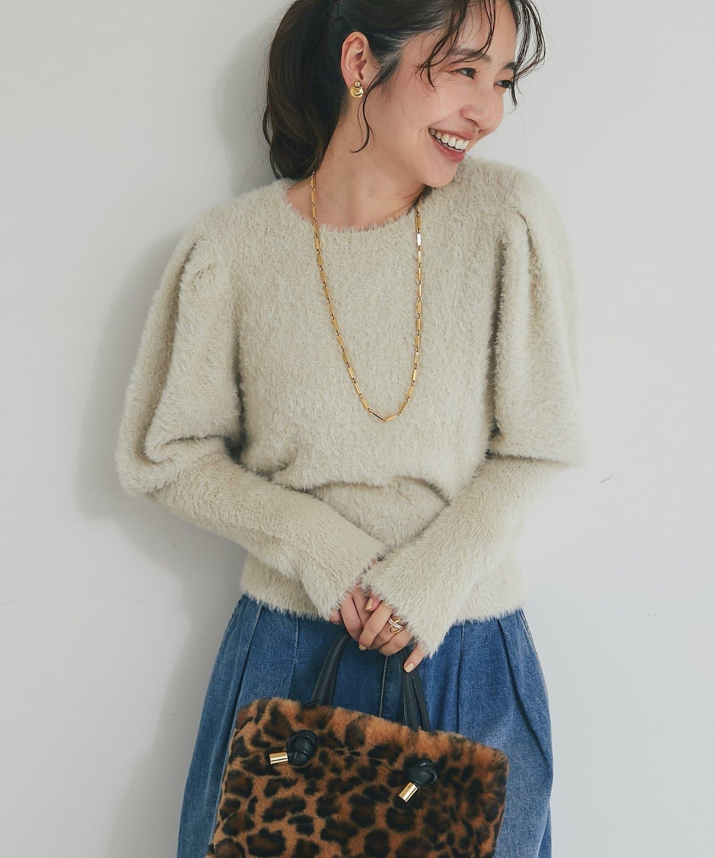 花朵亮片羽毛針織衫