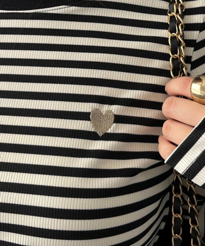 愛心刺繡條紋長袖T恤