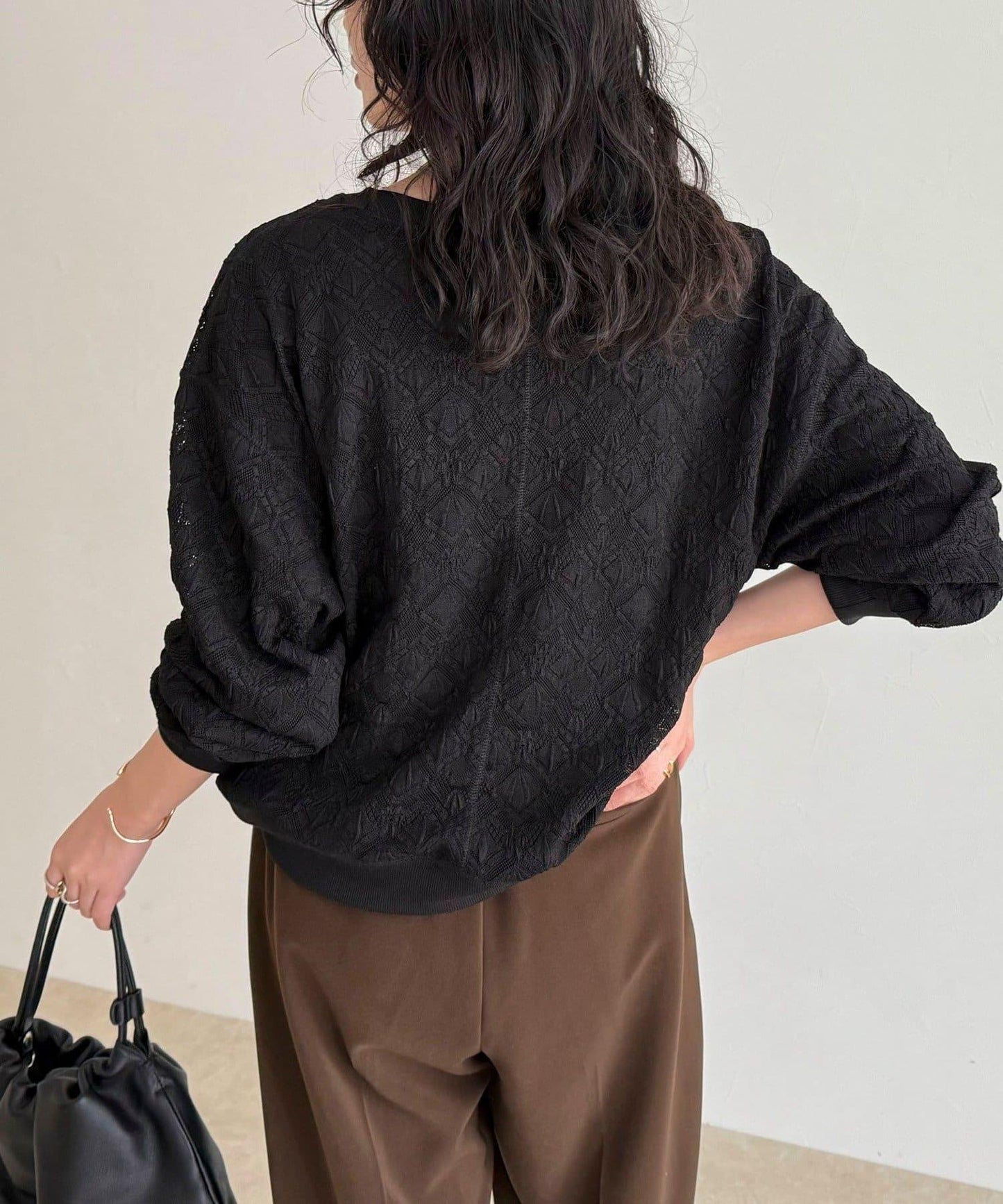 【人氣爆款！春季即刻售罄單品】彈力蕾絲套頭衫