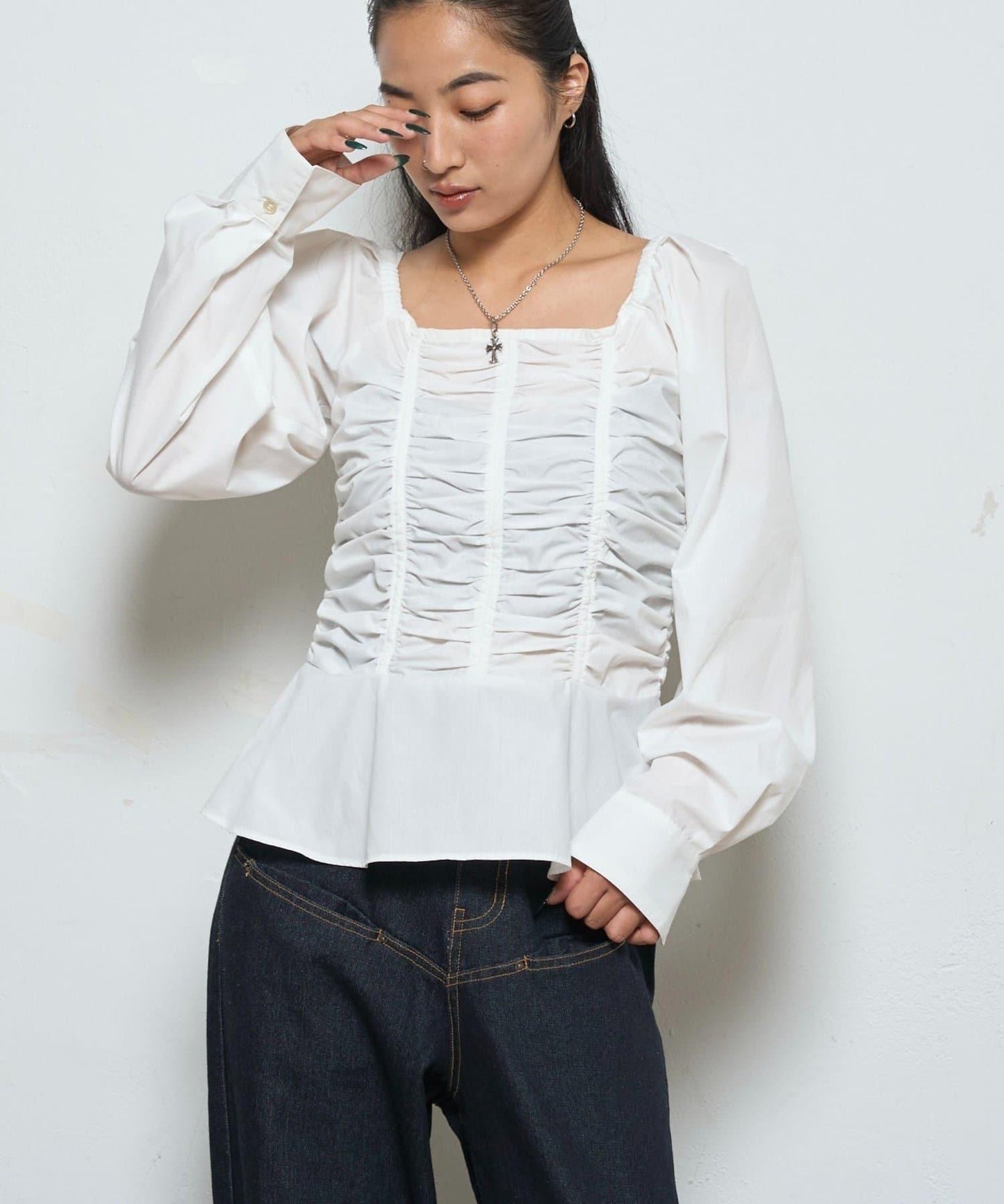 2WAY一字肩泡泡袖襯衫