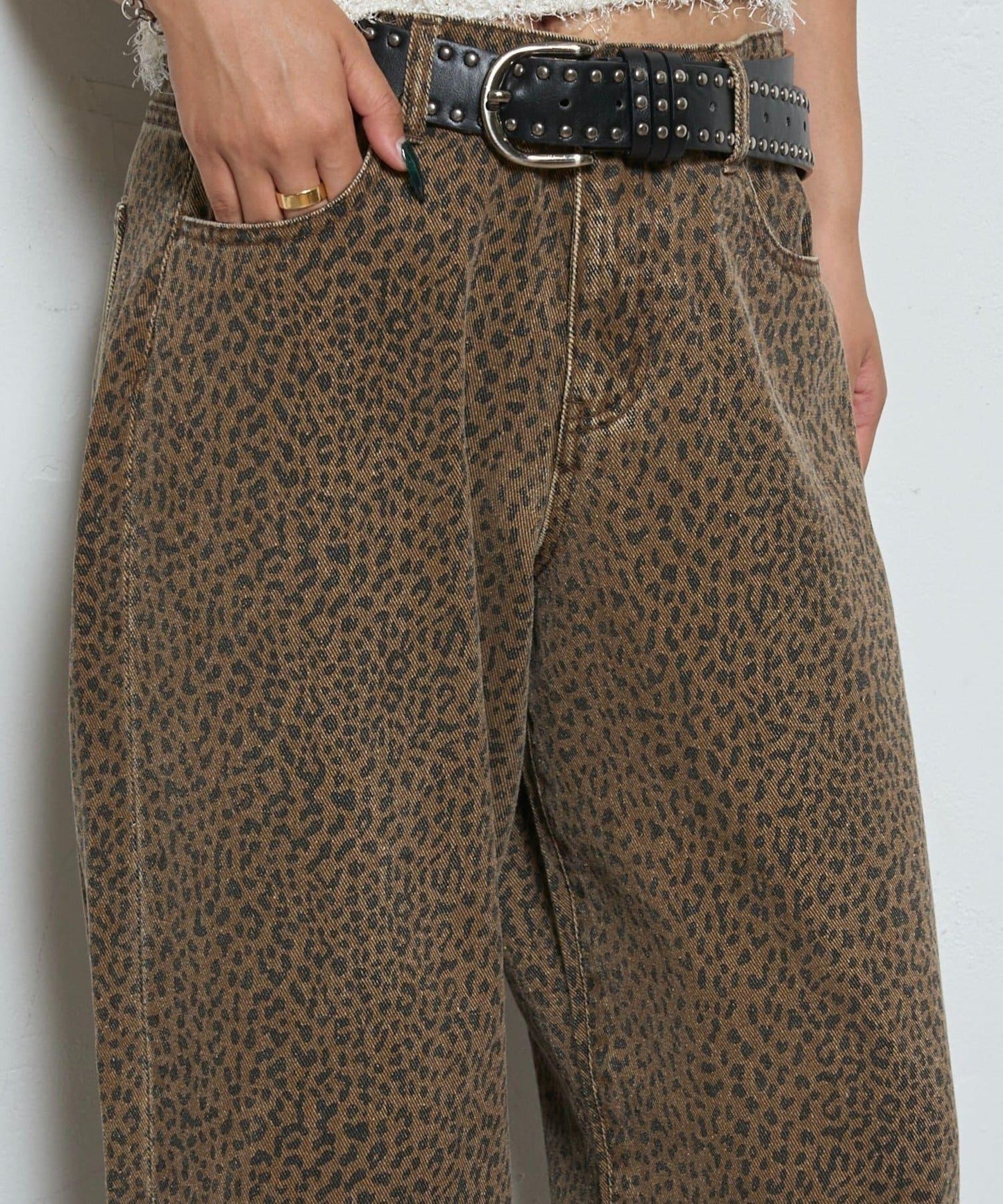 【WHO'S WHO gallery】多款圖案低腰牛仔褲