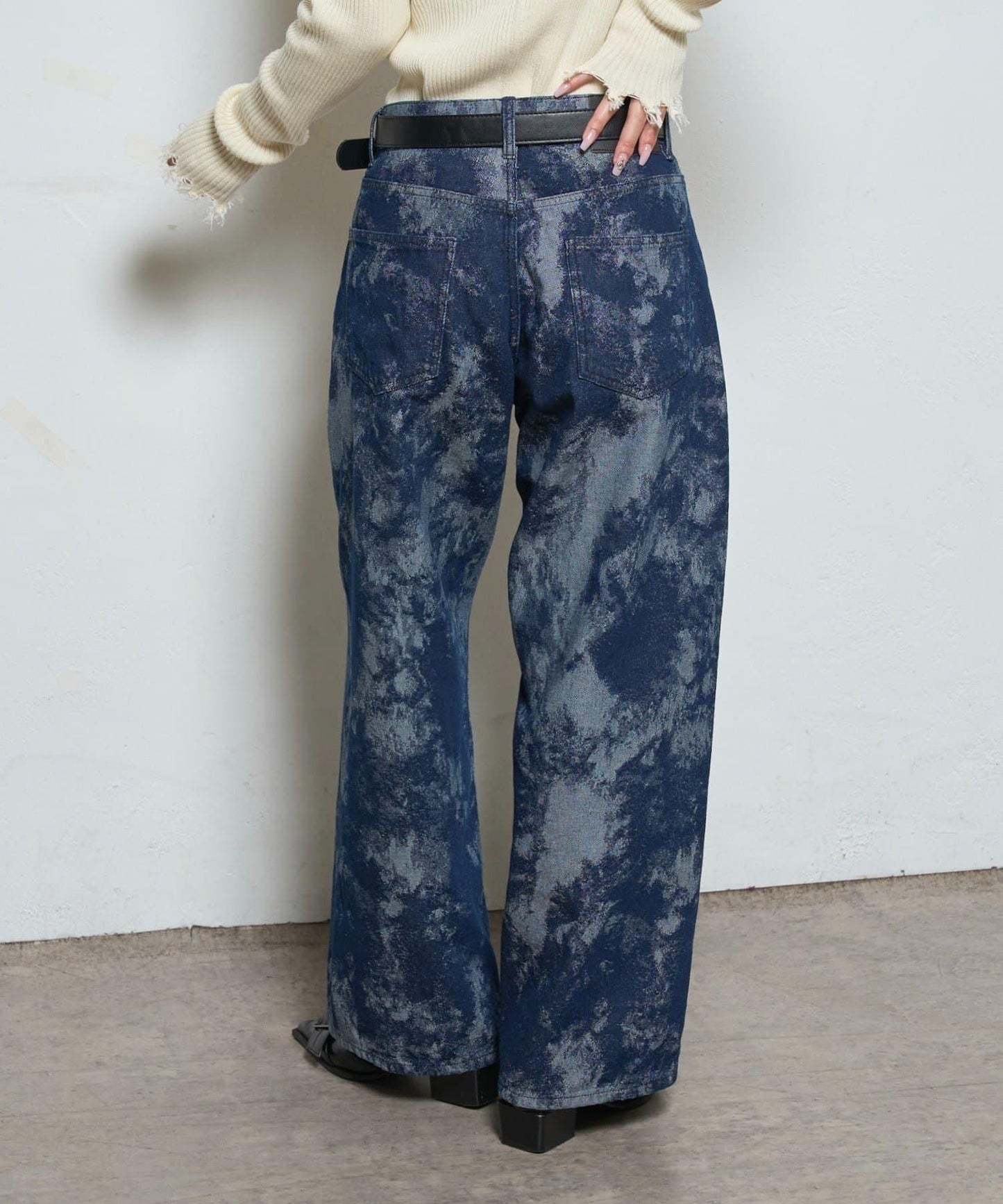 【WHO'S WHO gallery】多款圖案低腰牛仔褲