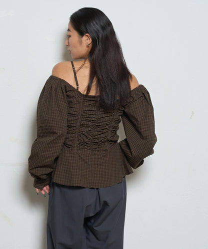 2WAY一字肩泡泡袖襯衫