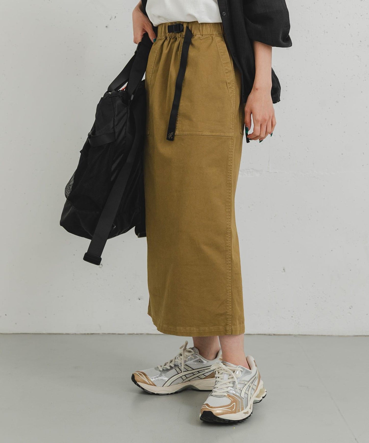 「特別訂製」GRAMICCI 彈力斜紋半身裙