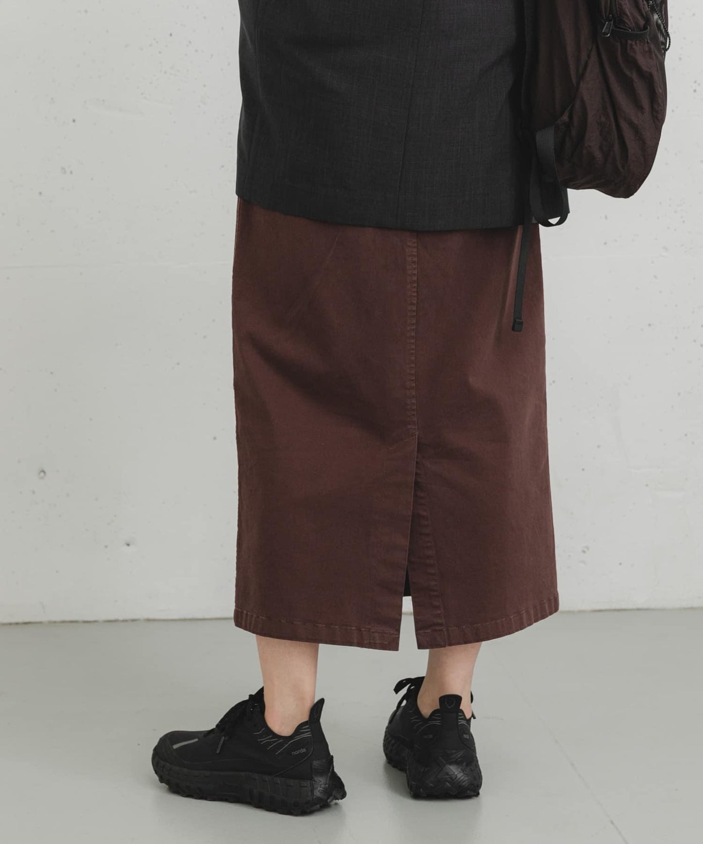 「特別訂製」GRAMICCI 彈力斜紋半身裙