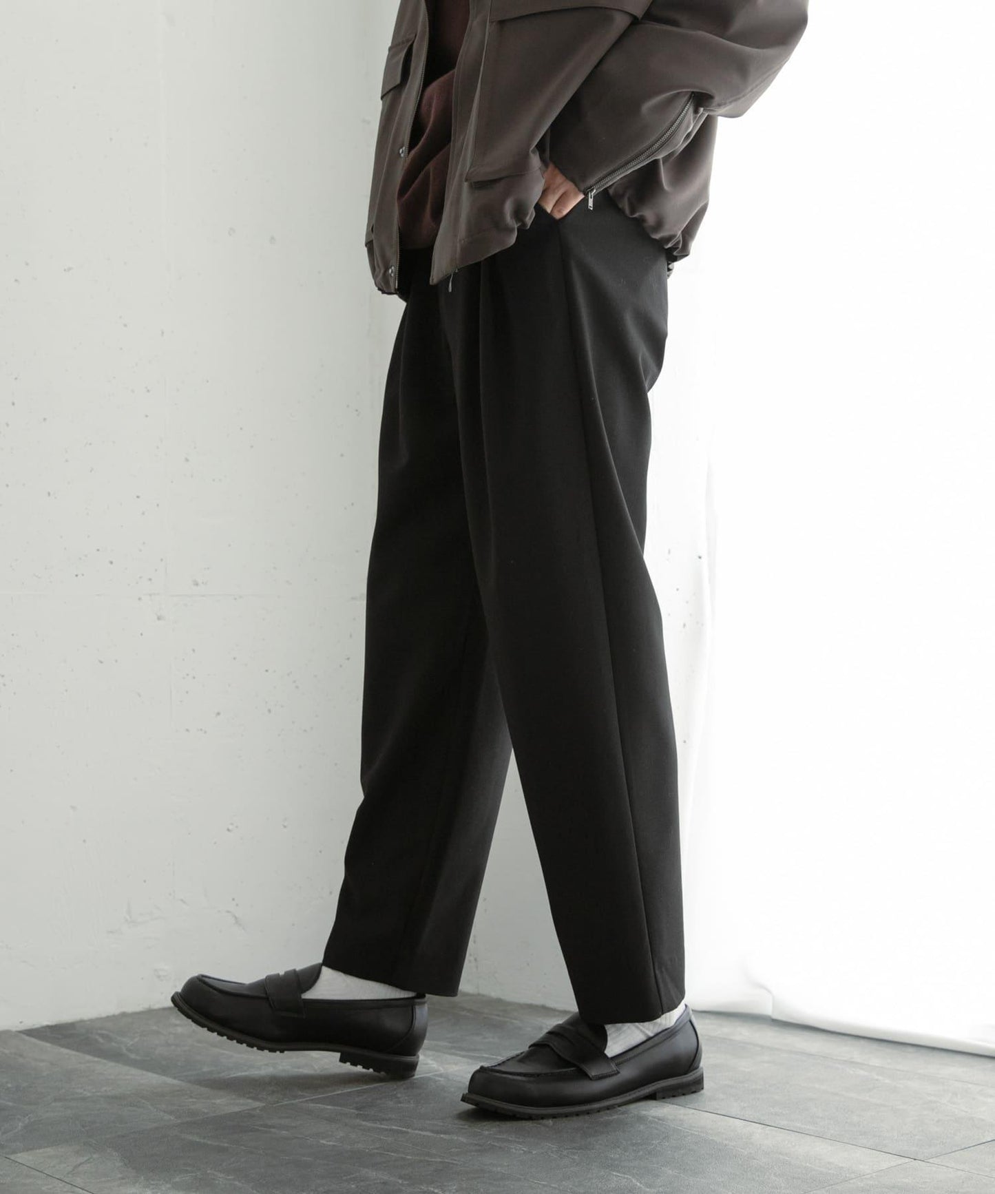 『イージーケア』雙褶錐形褲