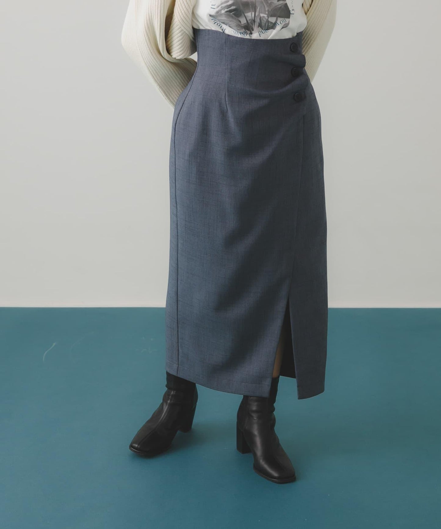 紐扣裝飾半身裙