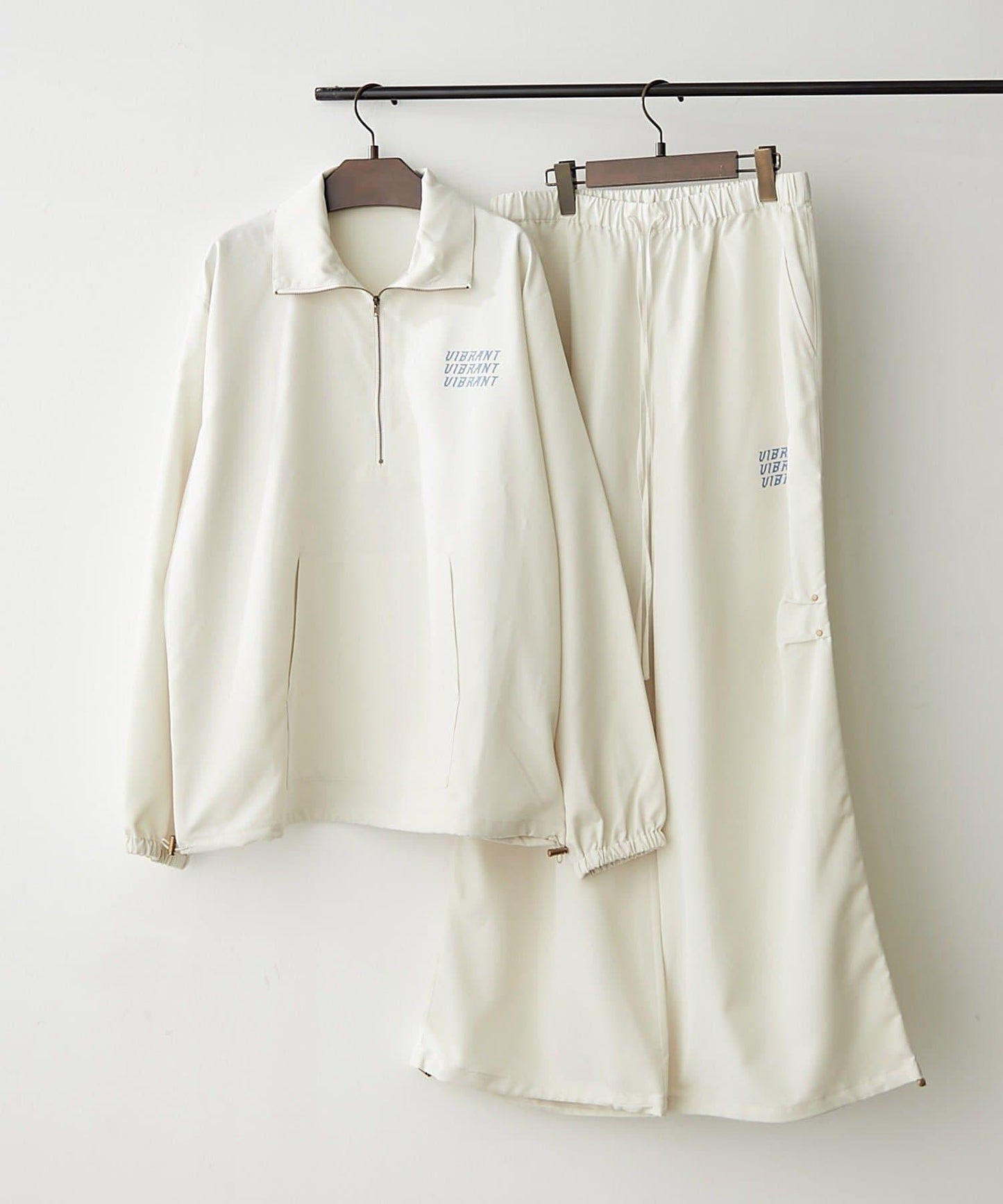 【NUNIFE】套頭式防風外套