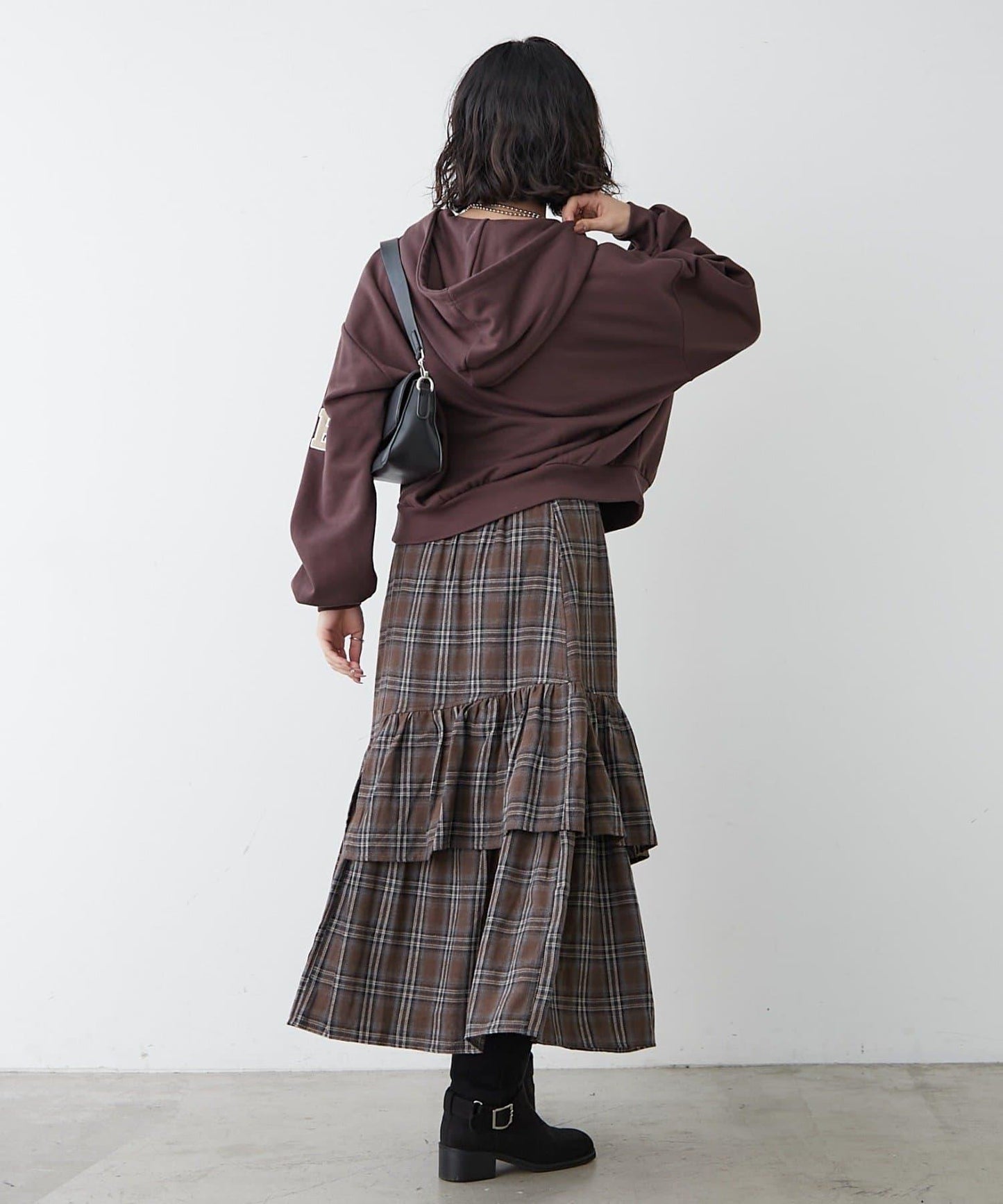 【NUNIFE】【可選2種長度】大字母印花連帽衛衣