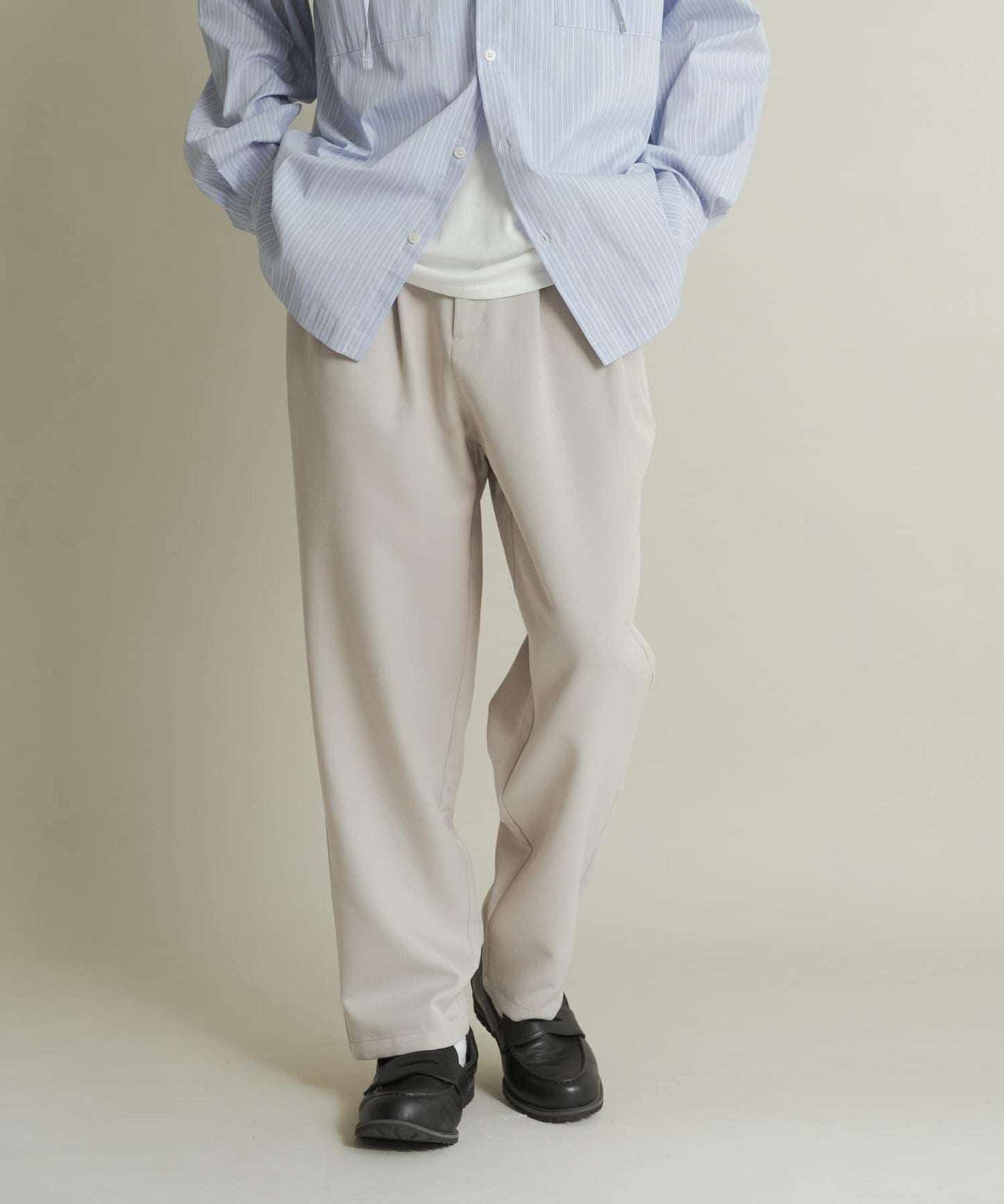 羊毛感雙褶錐形褲