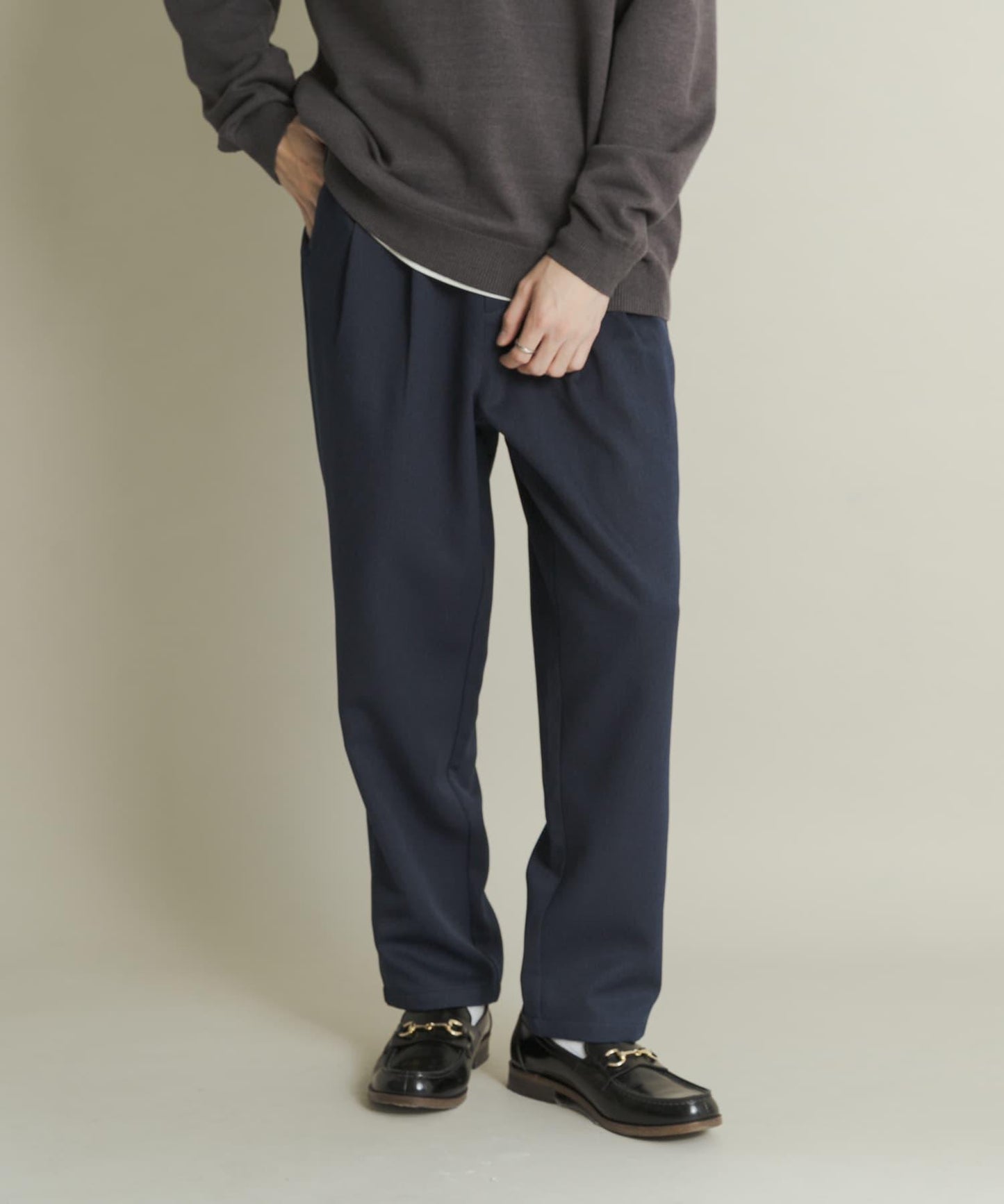 羊毛感雙褶錐形褲