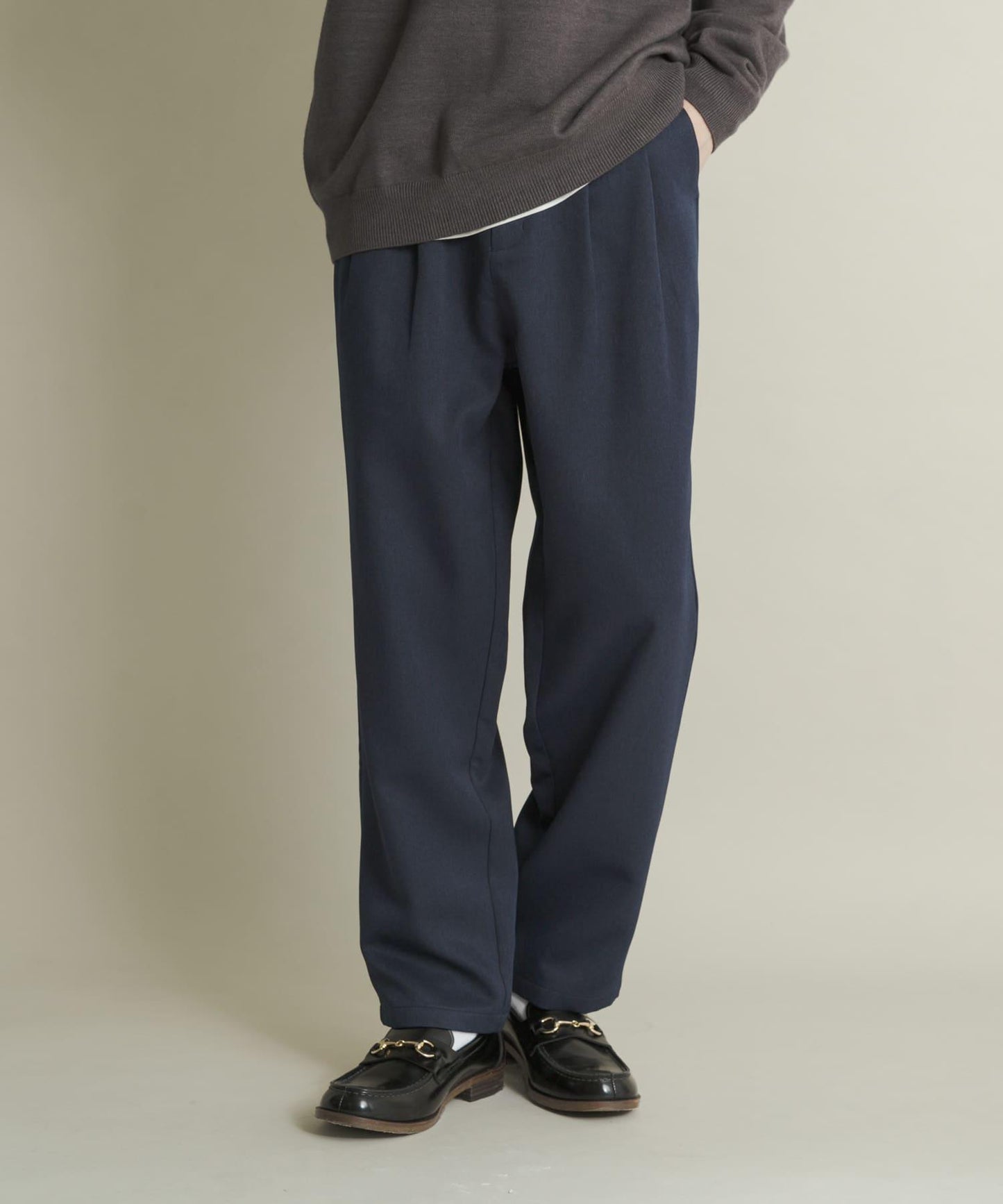 羊毛感雙褶錐形褲