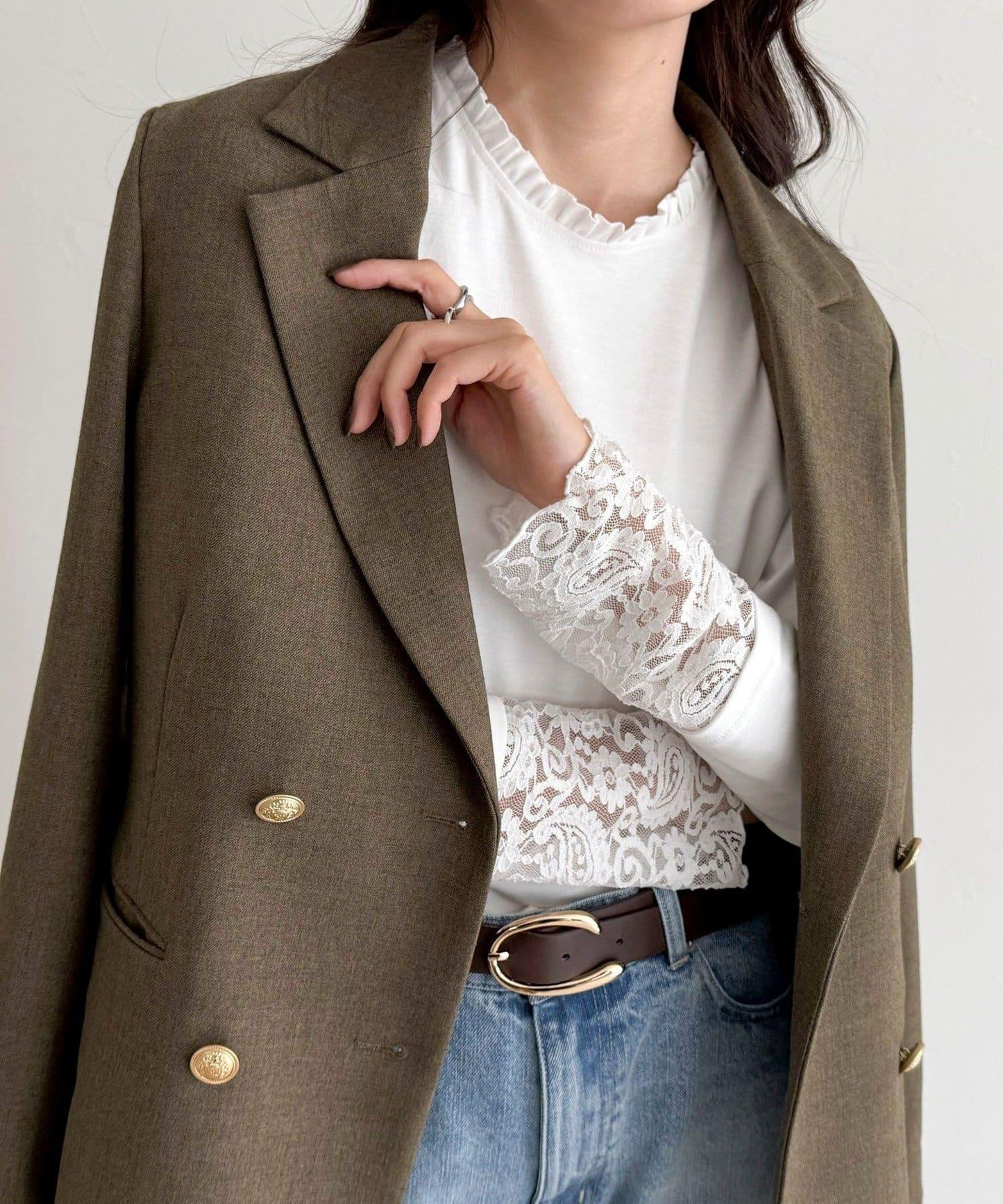 蕾絲袖口荷葉邊長袖T恤