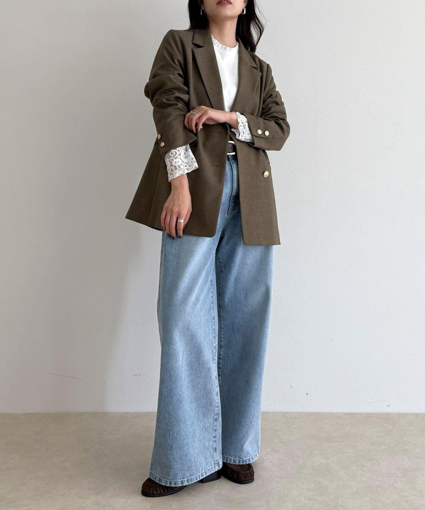 蕾絲袖口荷葉邊長袖T恤