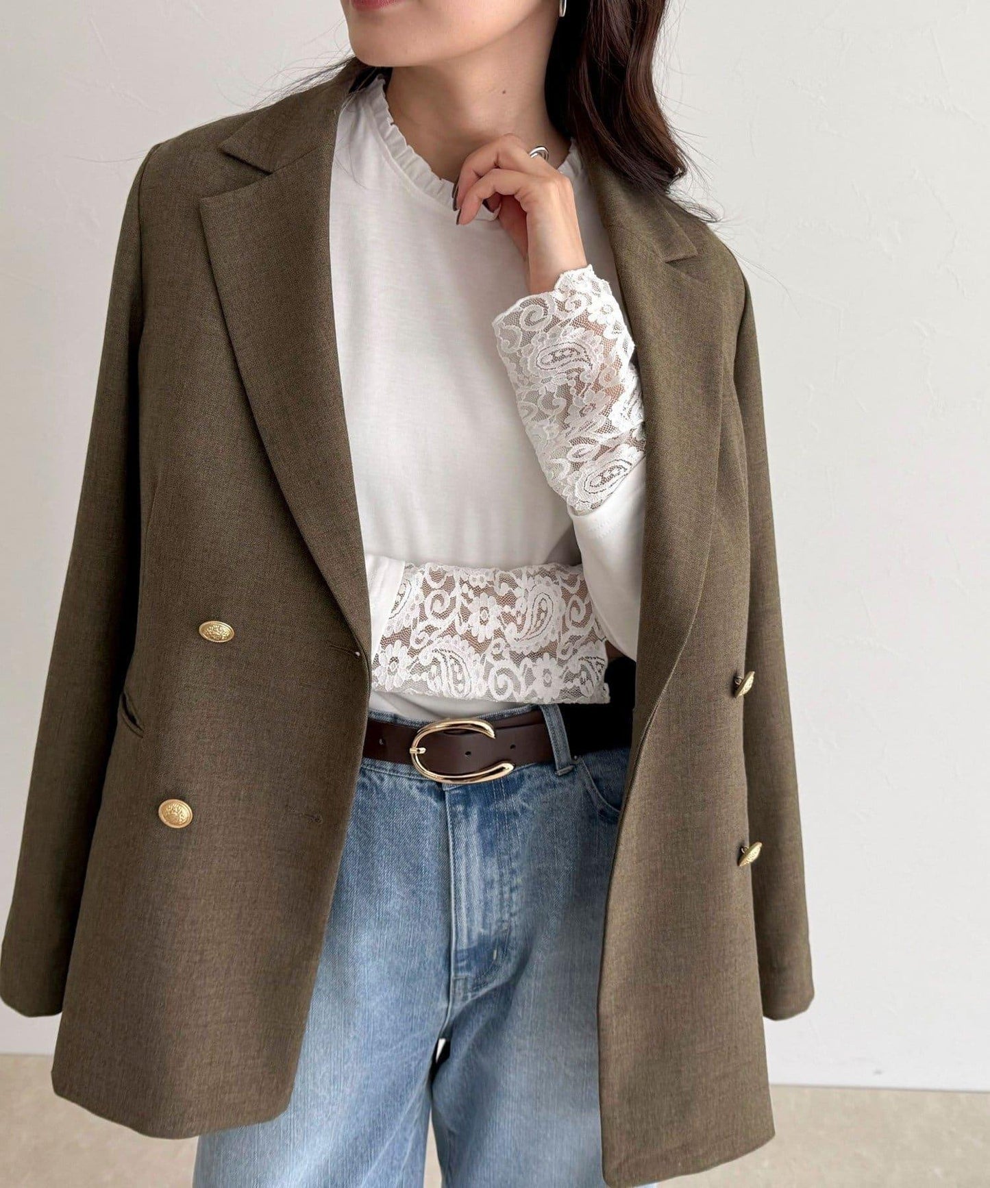 蕾絲袖口荷葉邊長袖T恤