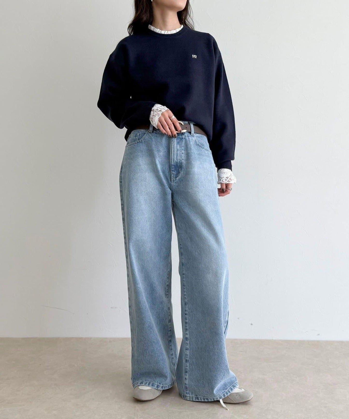 蕾絲袖口荷葉邊長袖T恤