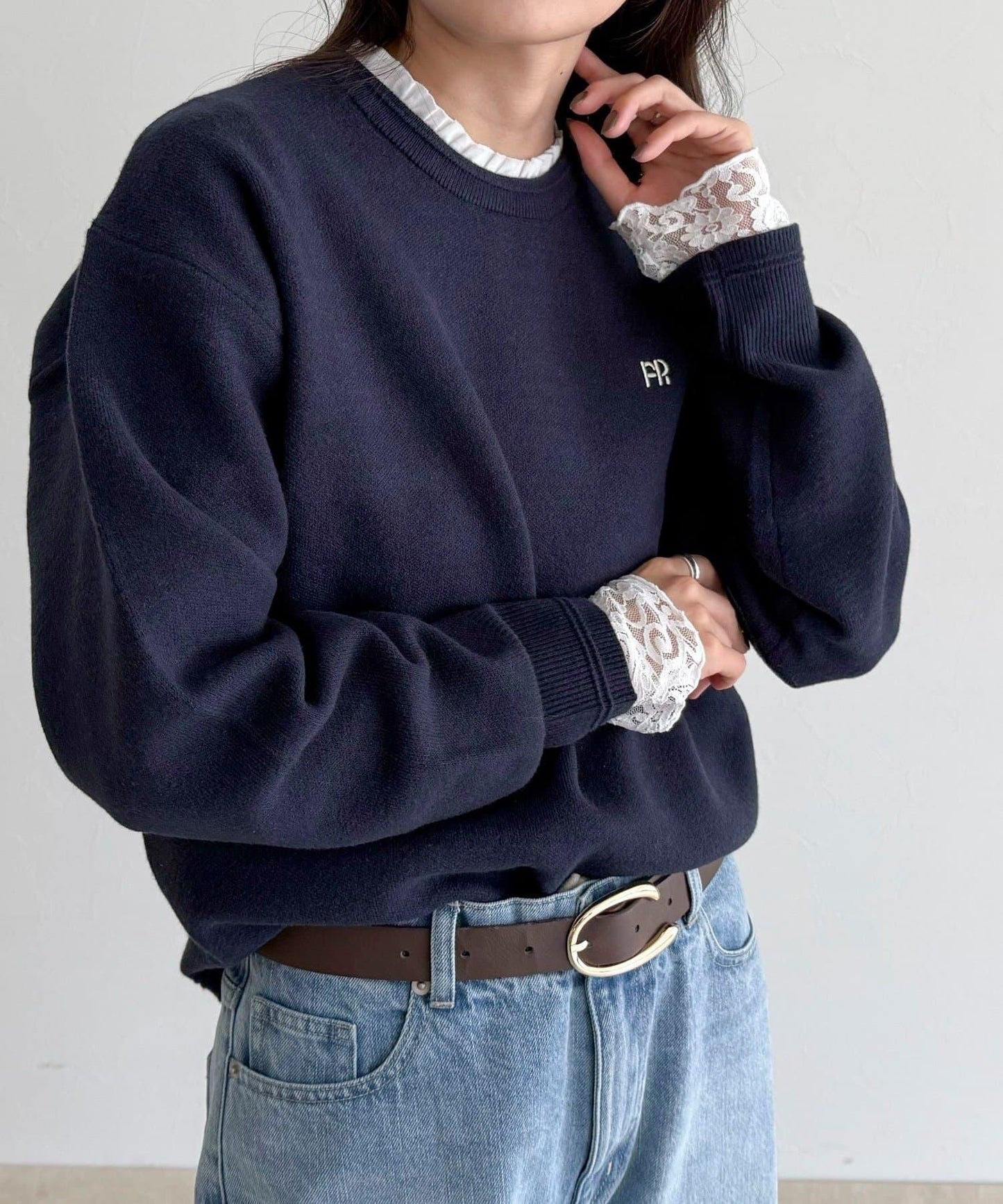 蕾絲袖口荷葉邊長袖T恤