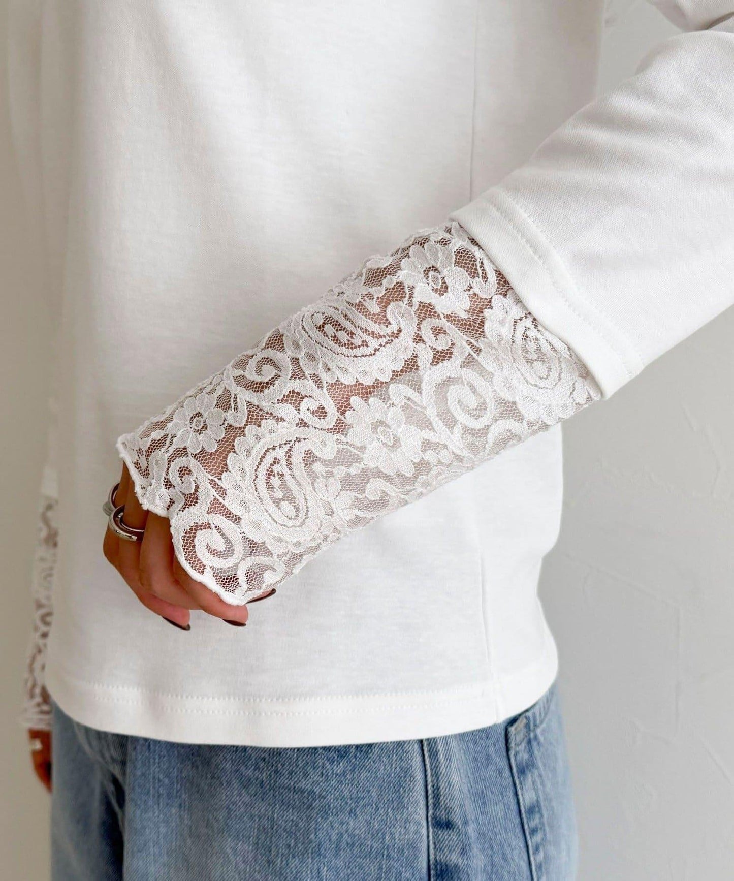 蕾絲袖口荷葉邊長袖T恤