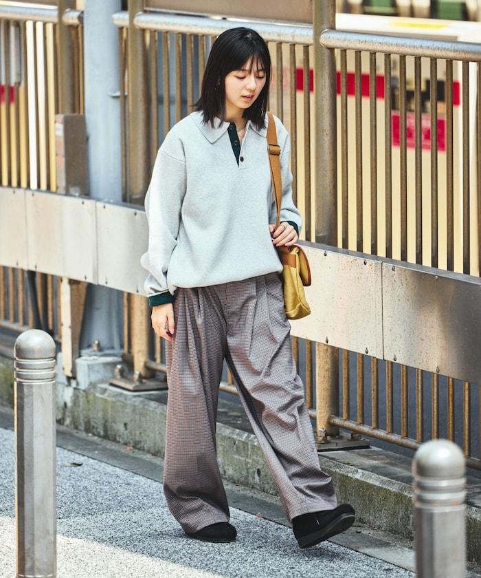 衛衣風格翻領針織衫 內裡拼色設計