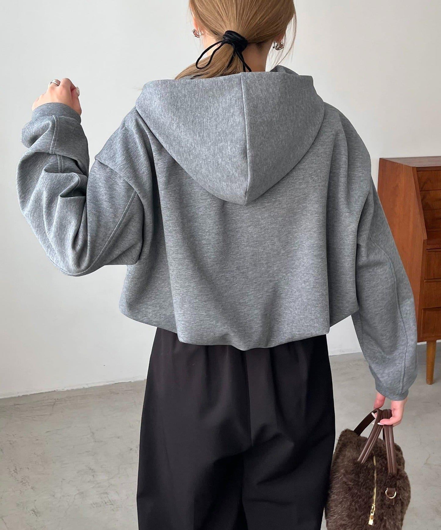 【輕量】泡泡袖連帽衫