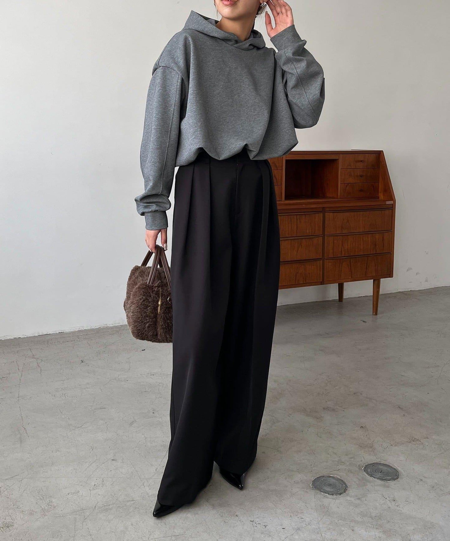 【輕量】泡泡袖連帽衫