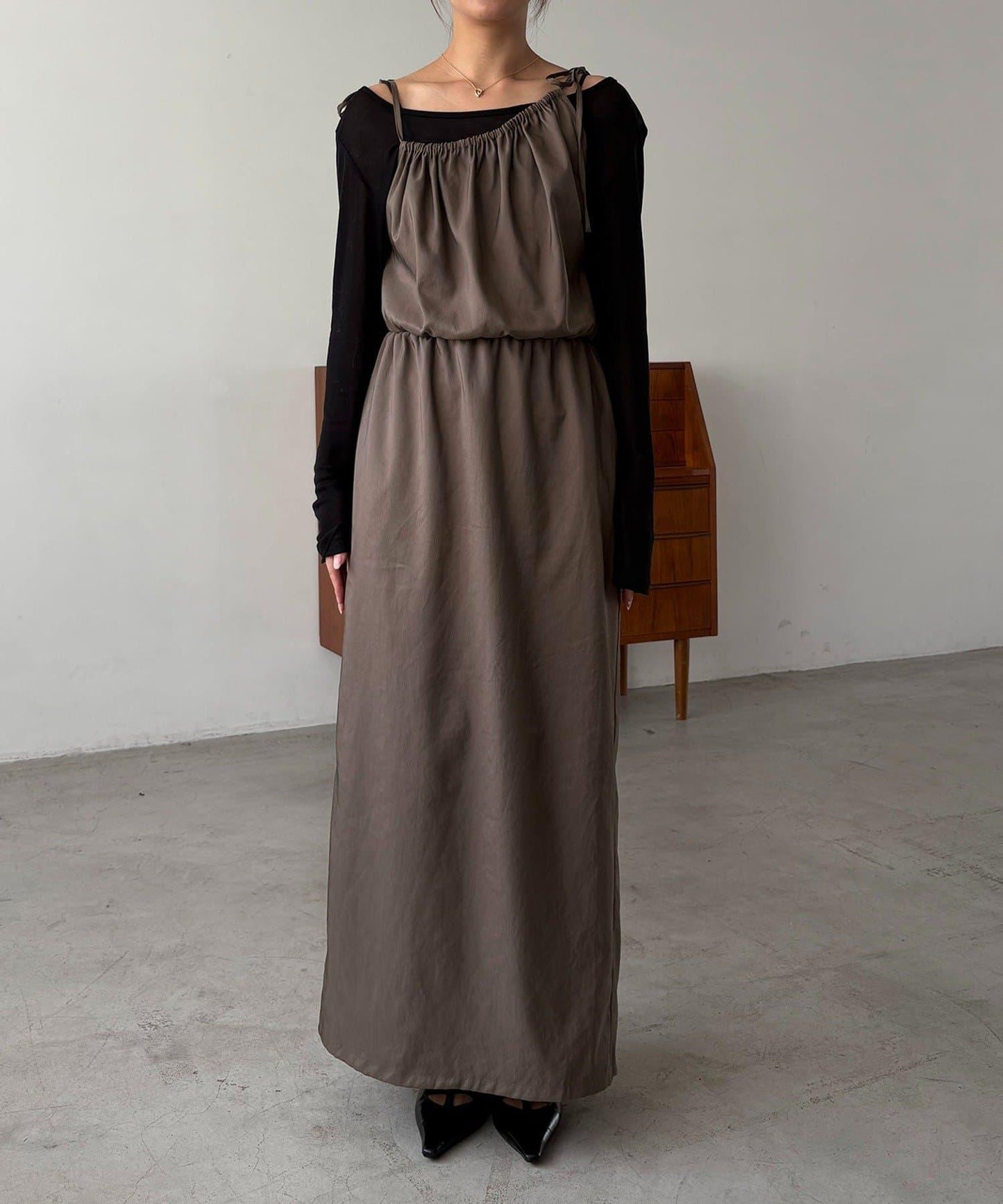 【CAPRICIEUX LE'MAGE】不對稱兩穿吊帶連衣裙